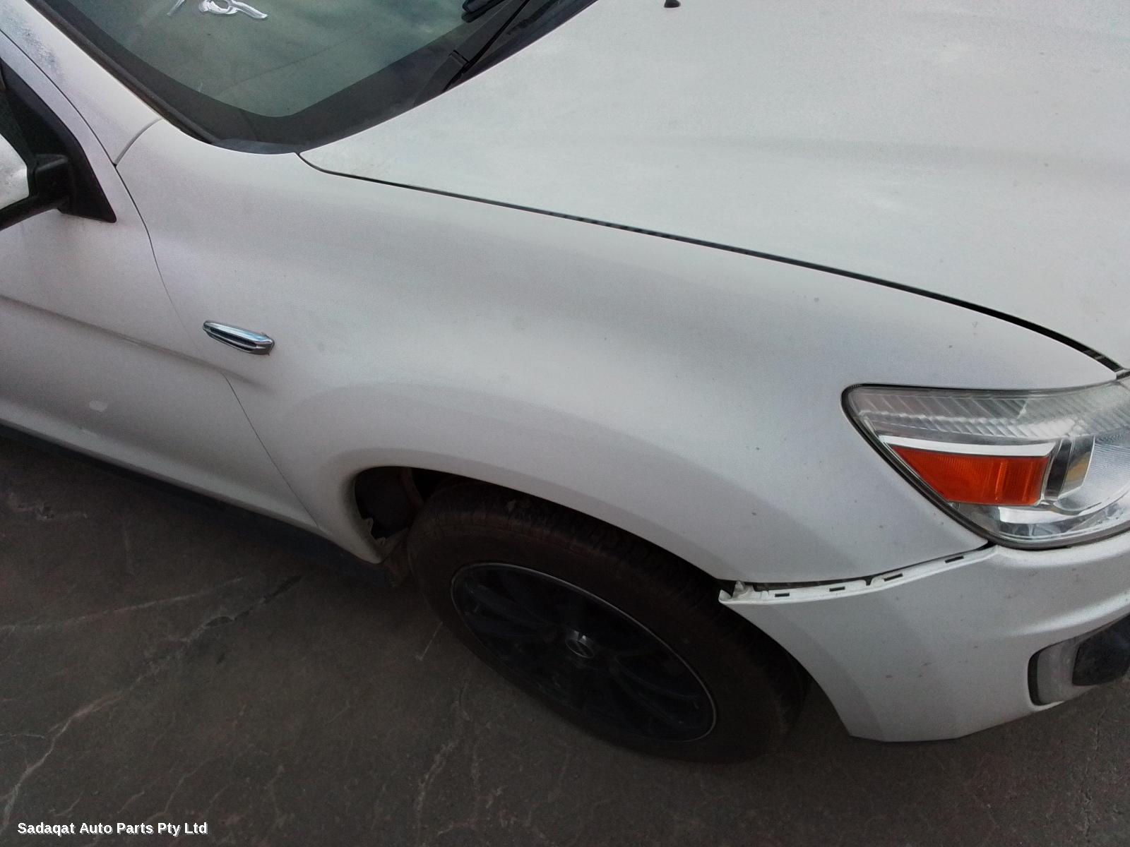 Mitsubishi Asx Left Guard