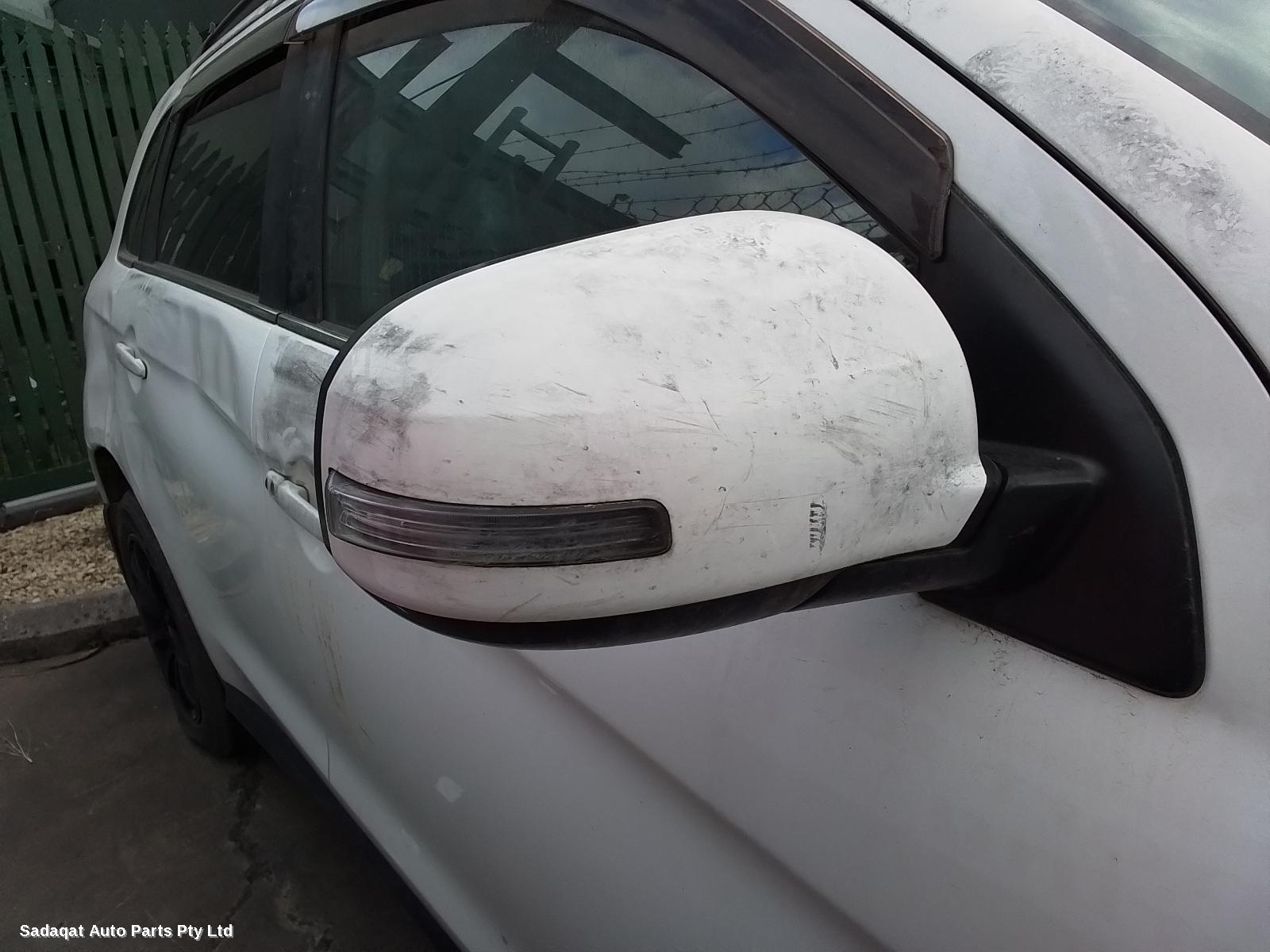 Mitsubishi Asx Left Guard