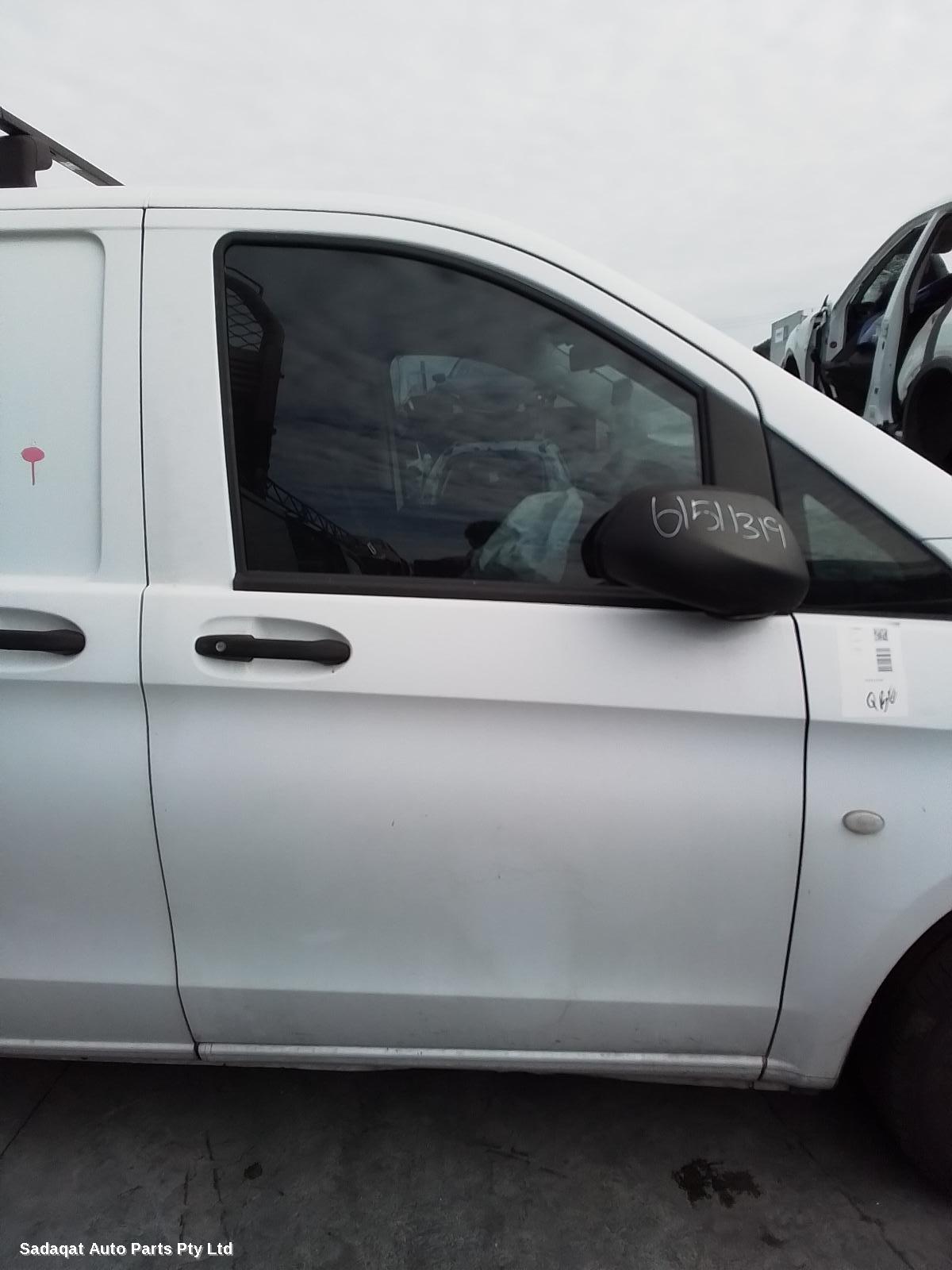 Mercedes Vito Left Taillight