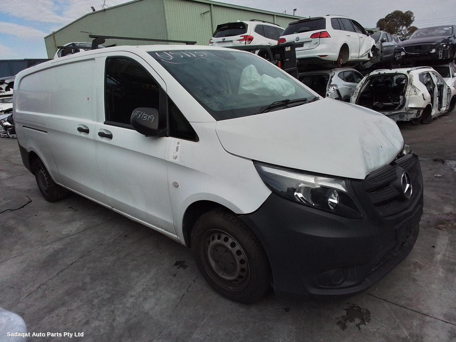 Mercedes Vito Left Taillight