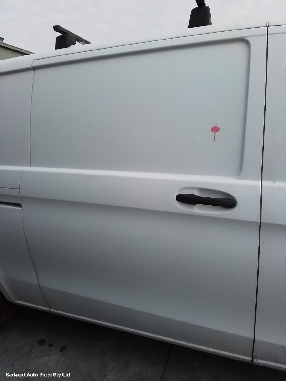 Mercedes Vito Left Taillight