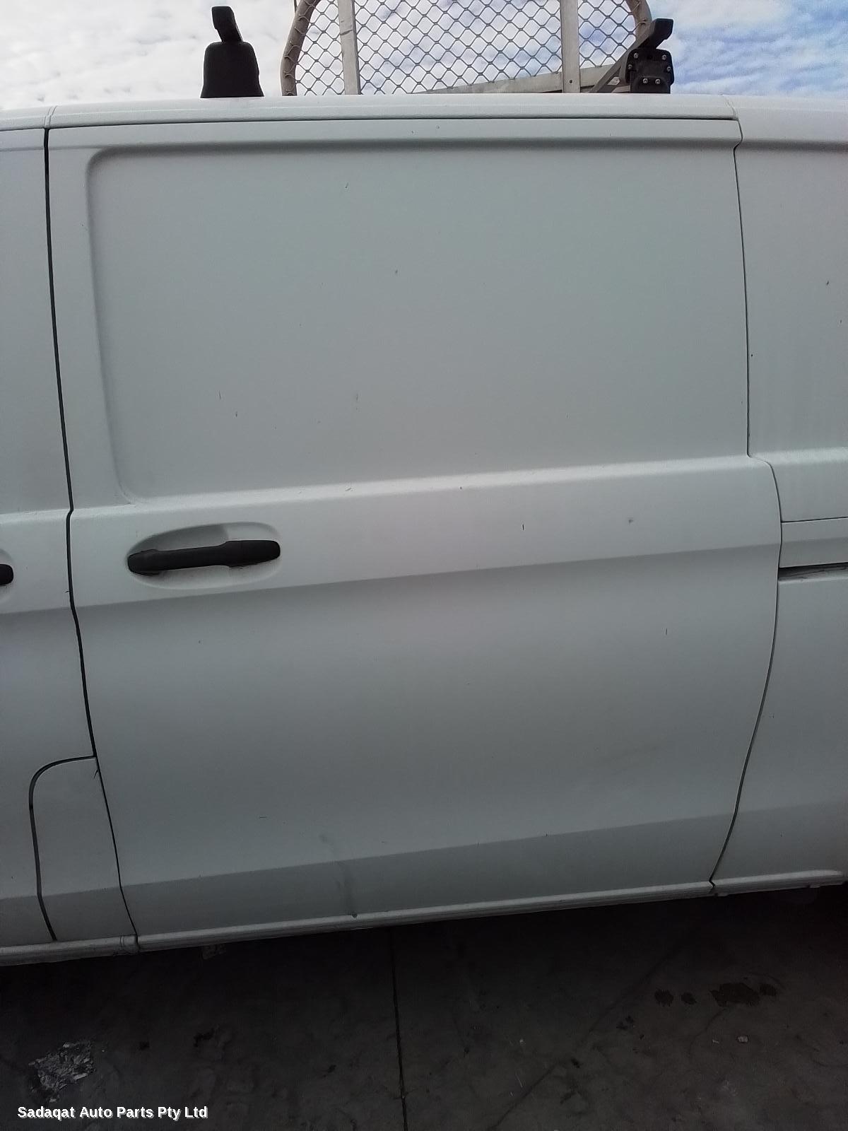 Mercedes Vito Left Taillight