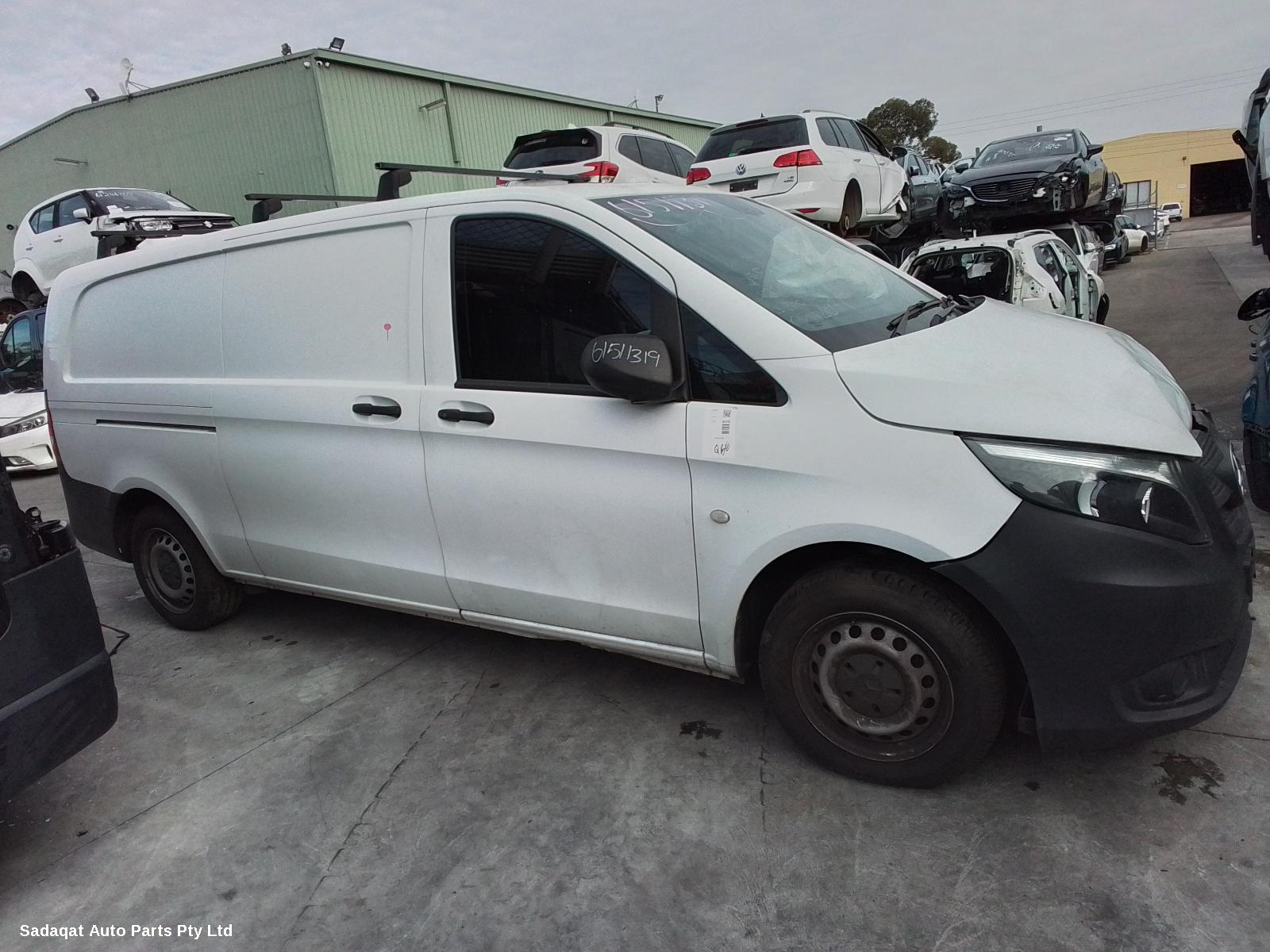 Mercedes Vito Left Taillight