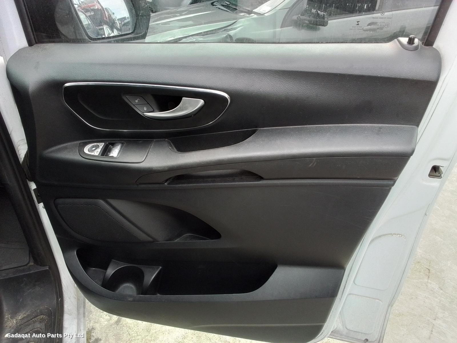 Mercedes Vito Left Taillight