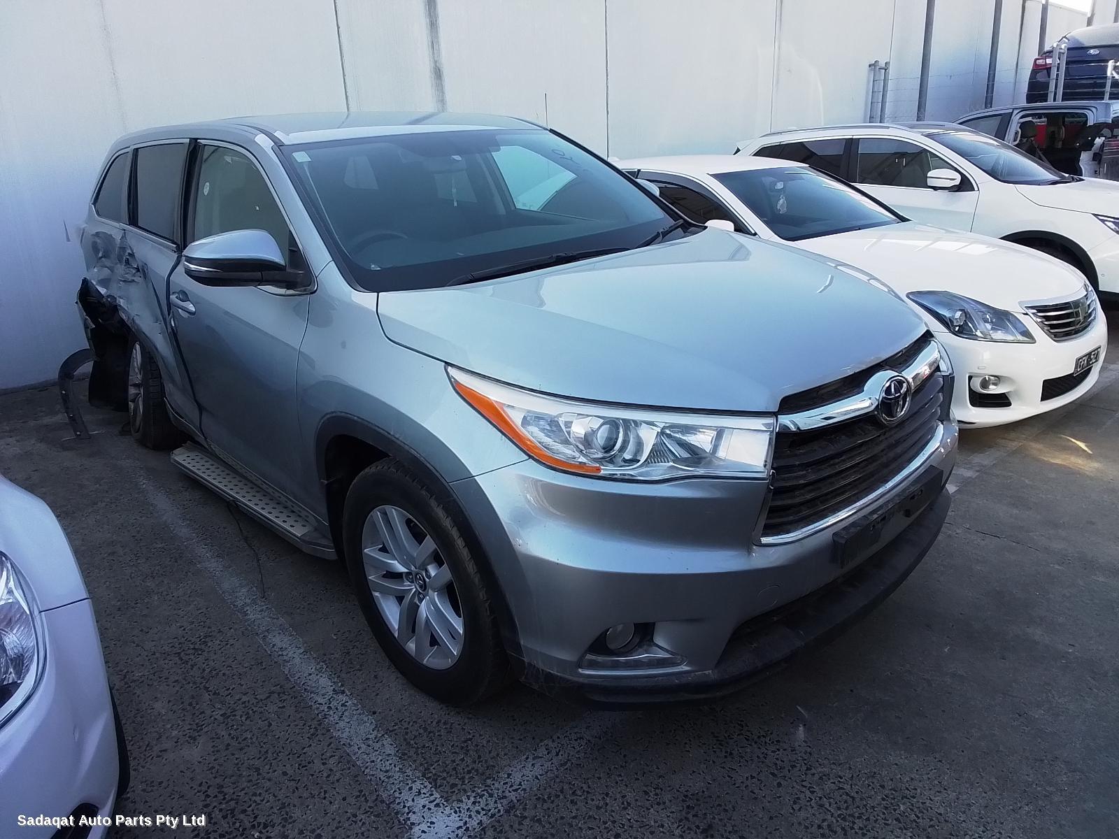 Toyota Kluger Left Door Mirror