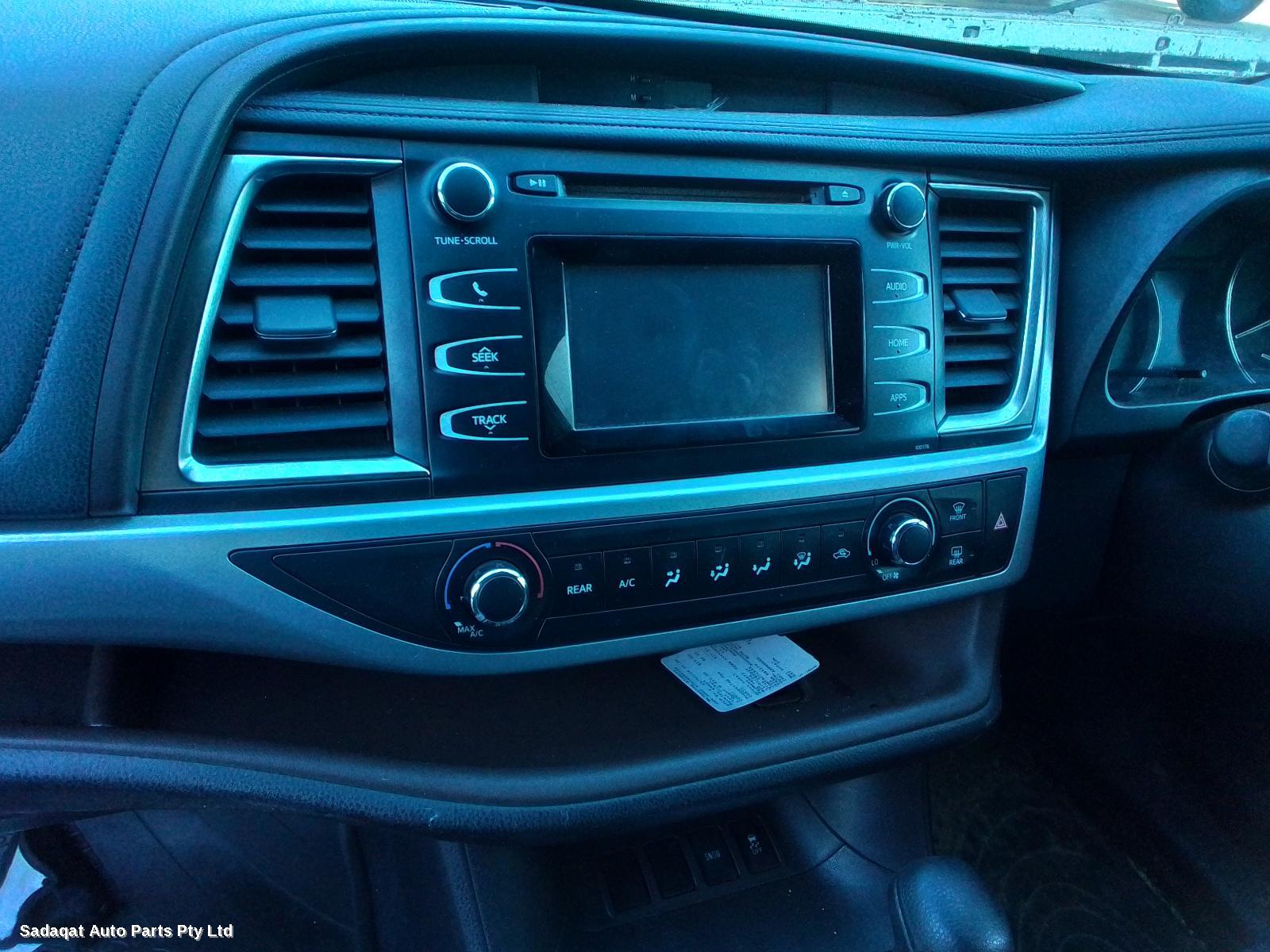 Toyota Kluger Left Door Mirror