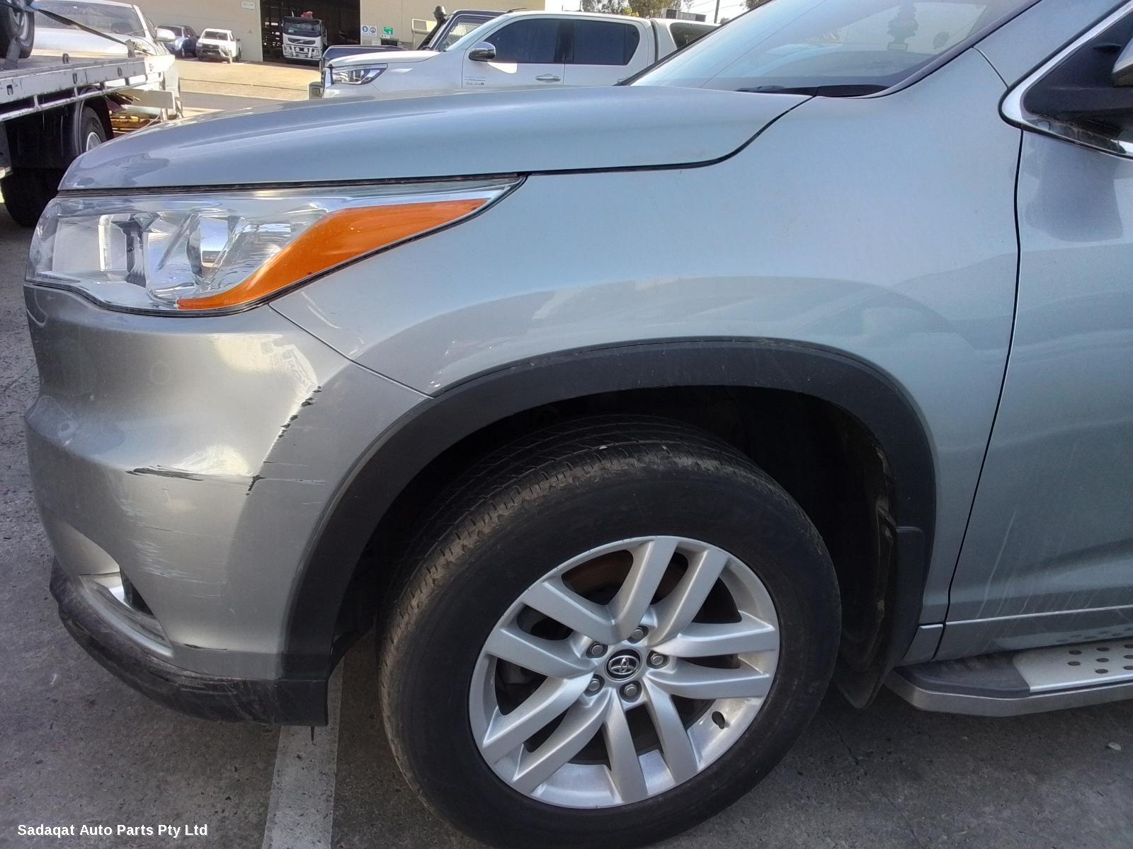 Toyota Kluger Left Door Mirror