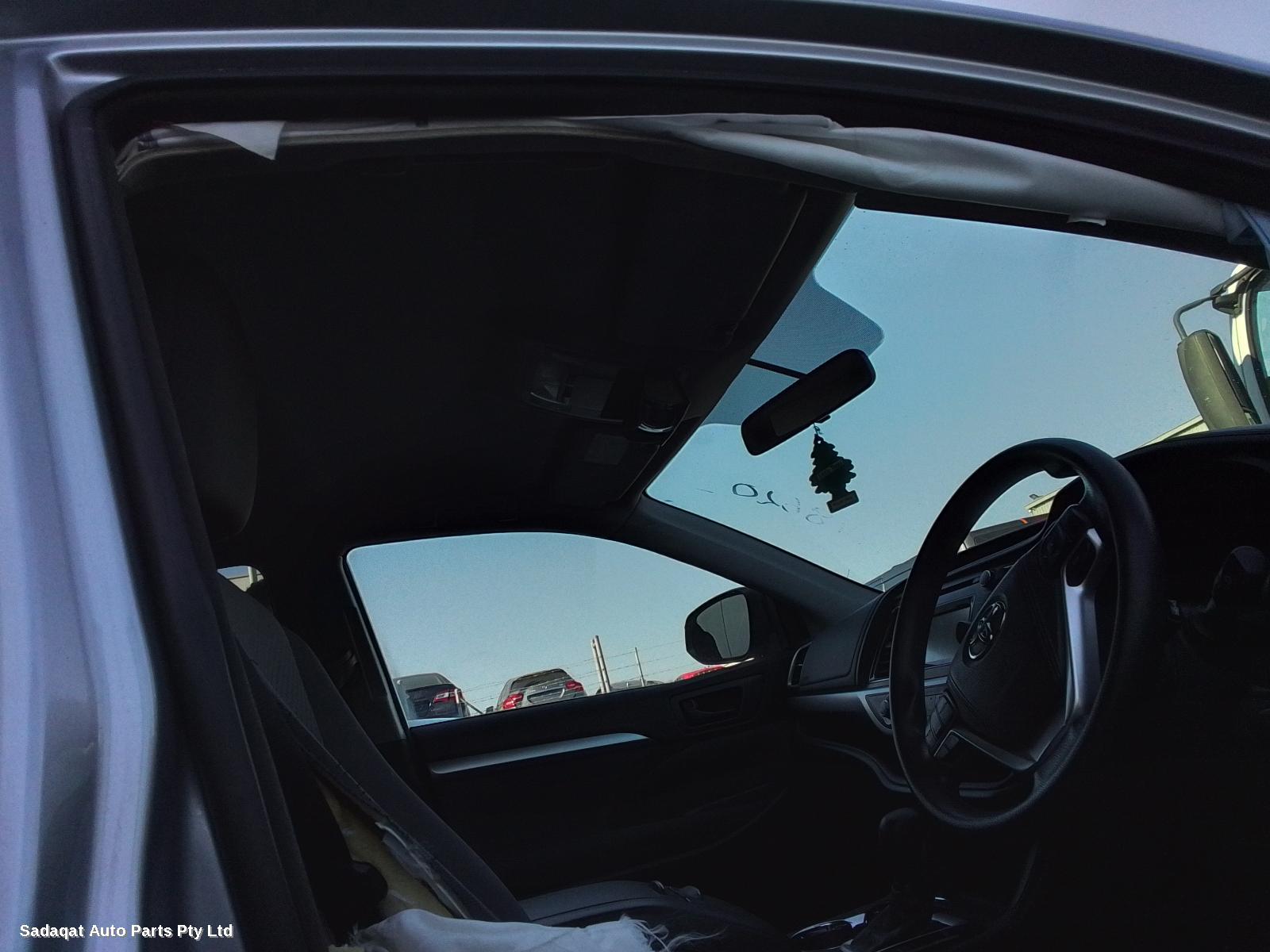 Toyota Kluger Left Door Mirror