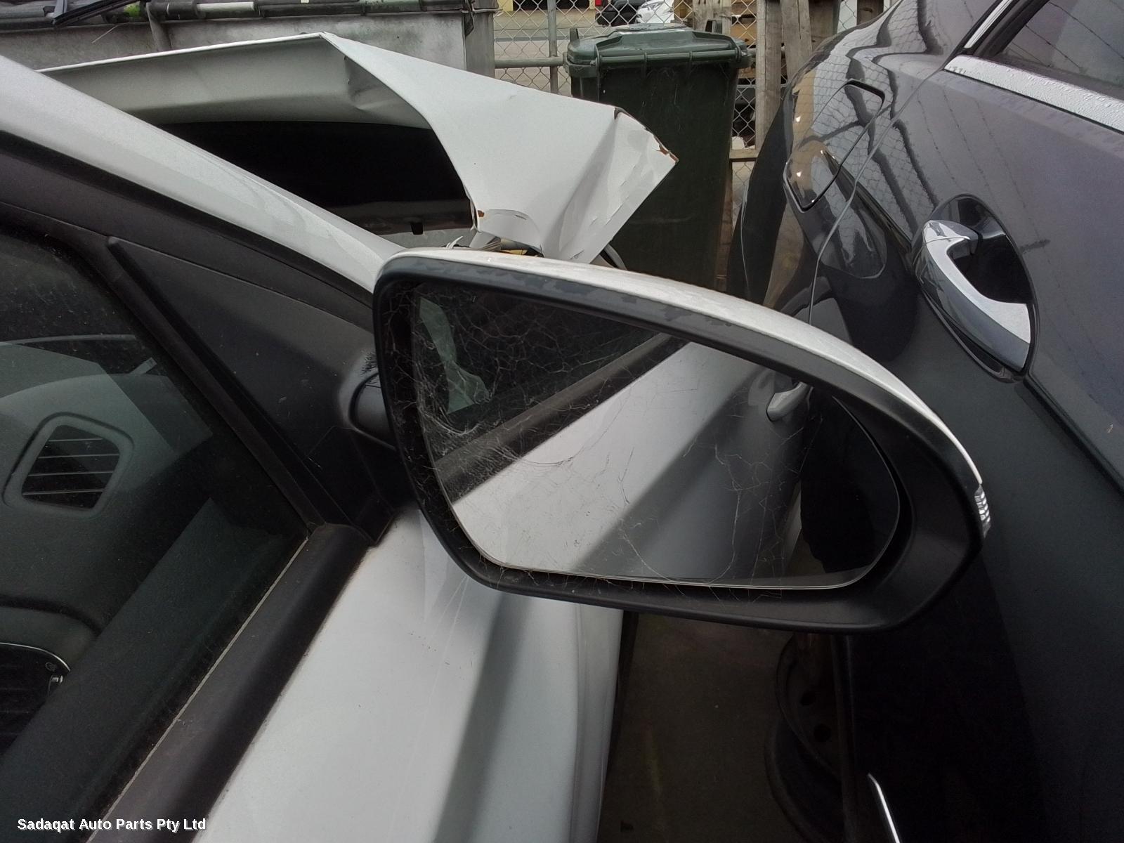 Hyundai I30 Right Door Mirror