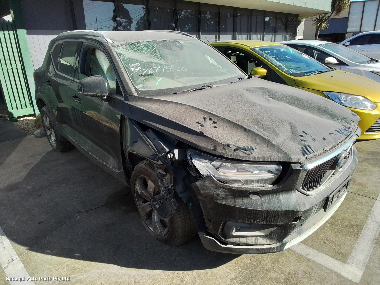 Volvo Xc40 Left Headlamp