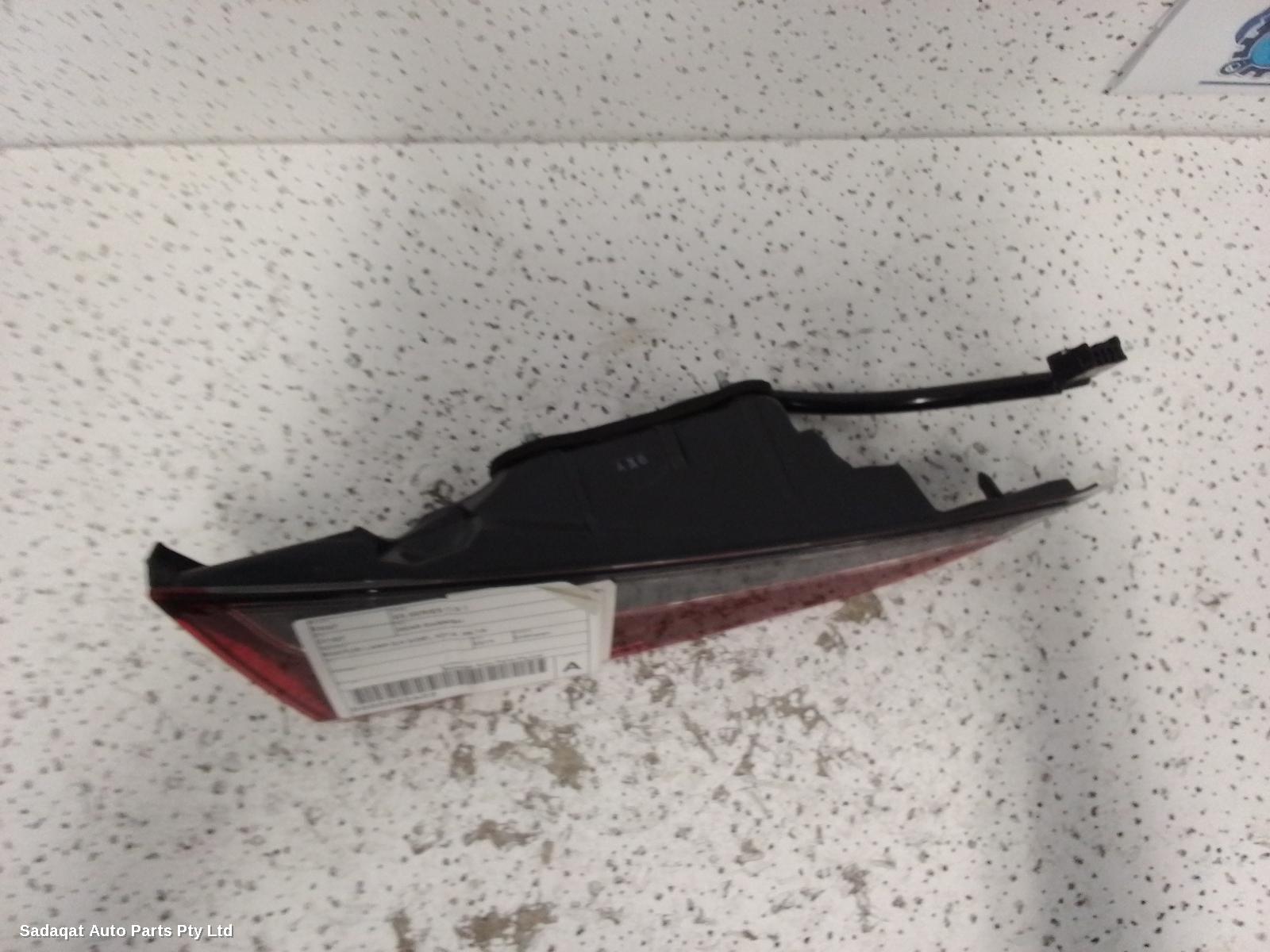 Lexus Es Series (13-) Rear Garnish