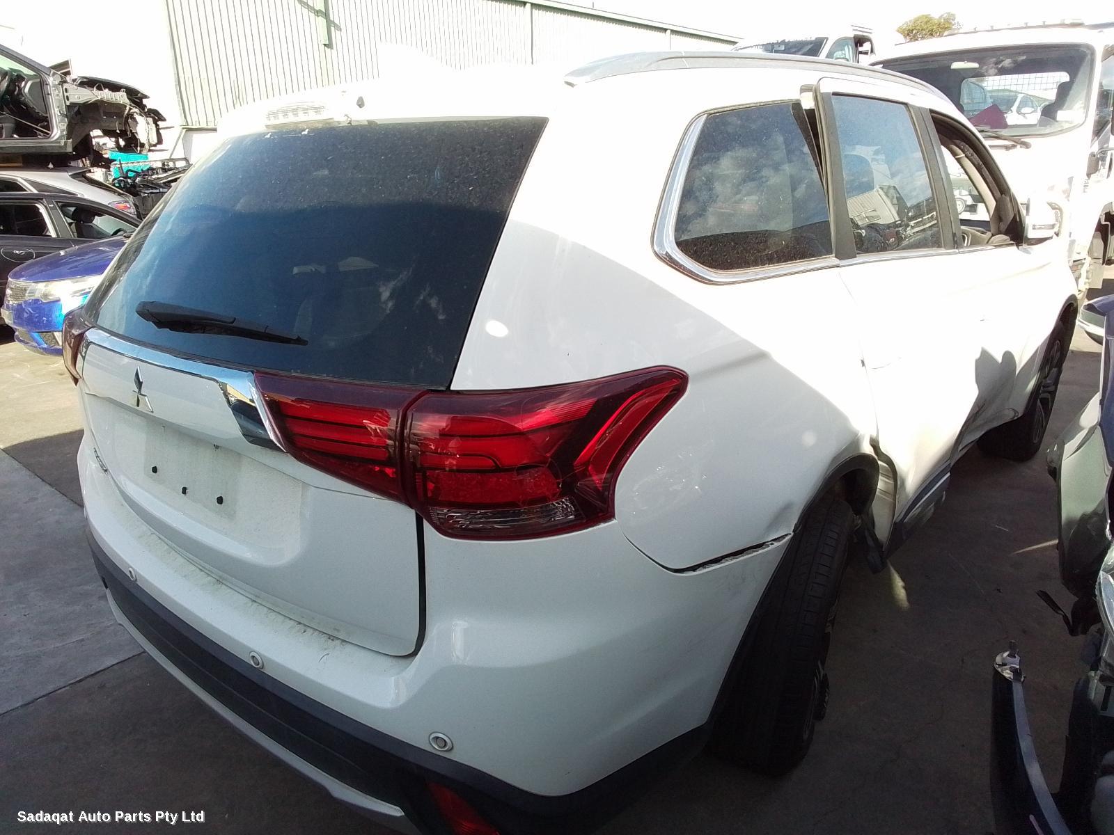Mitsubishi Outlander Right Door Mirror