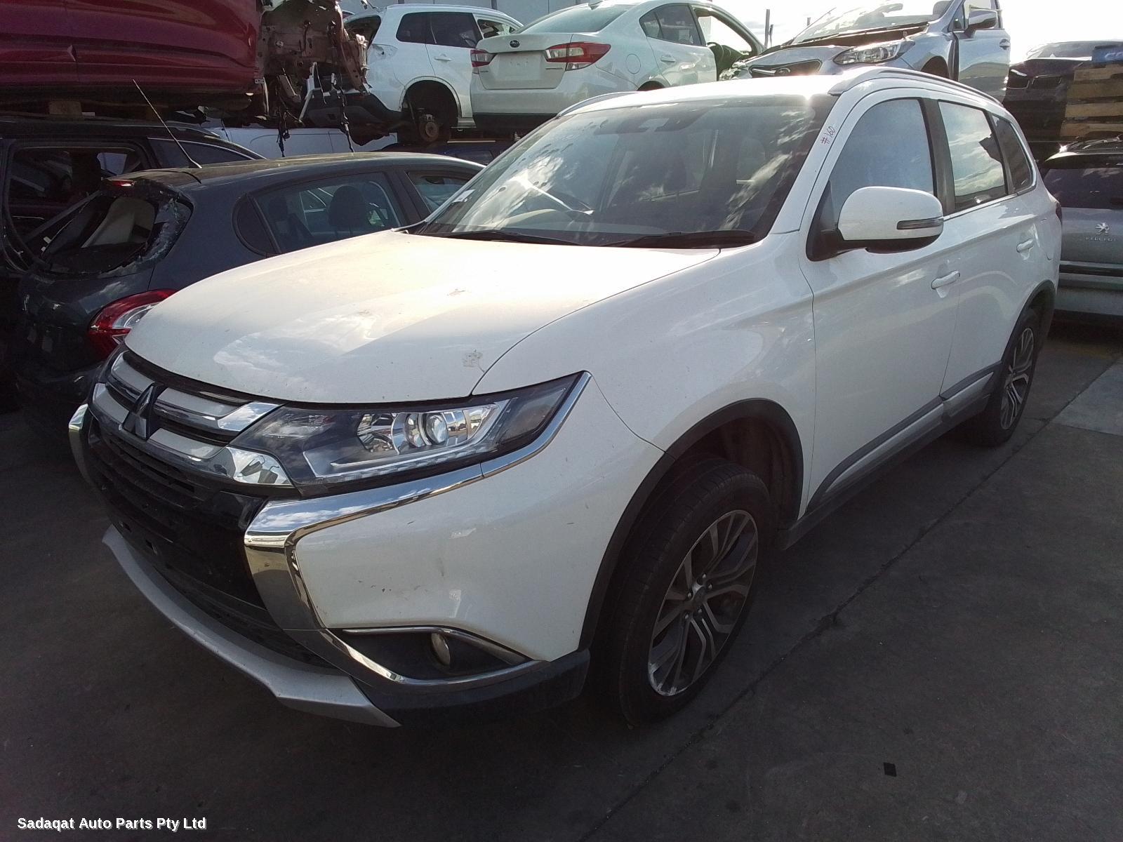 Mitsubishi Outlander Right Door Mirror