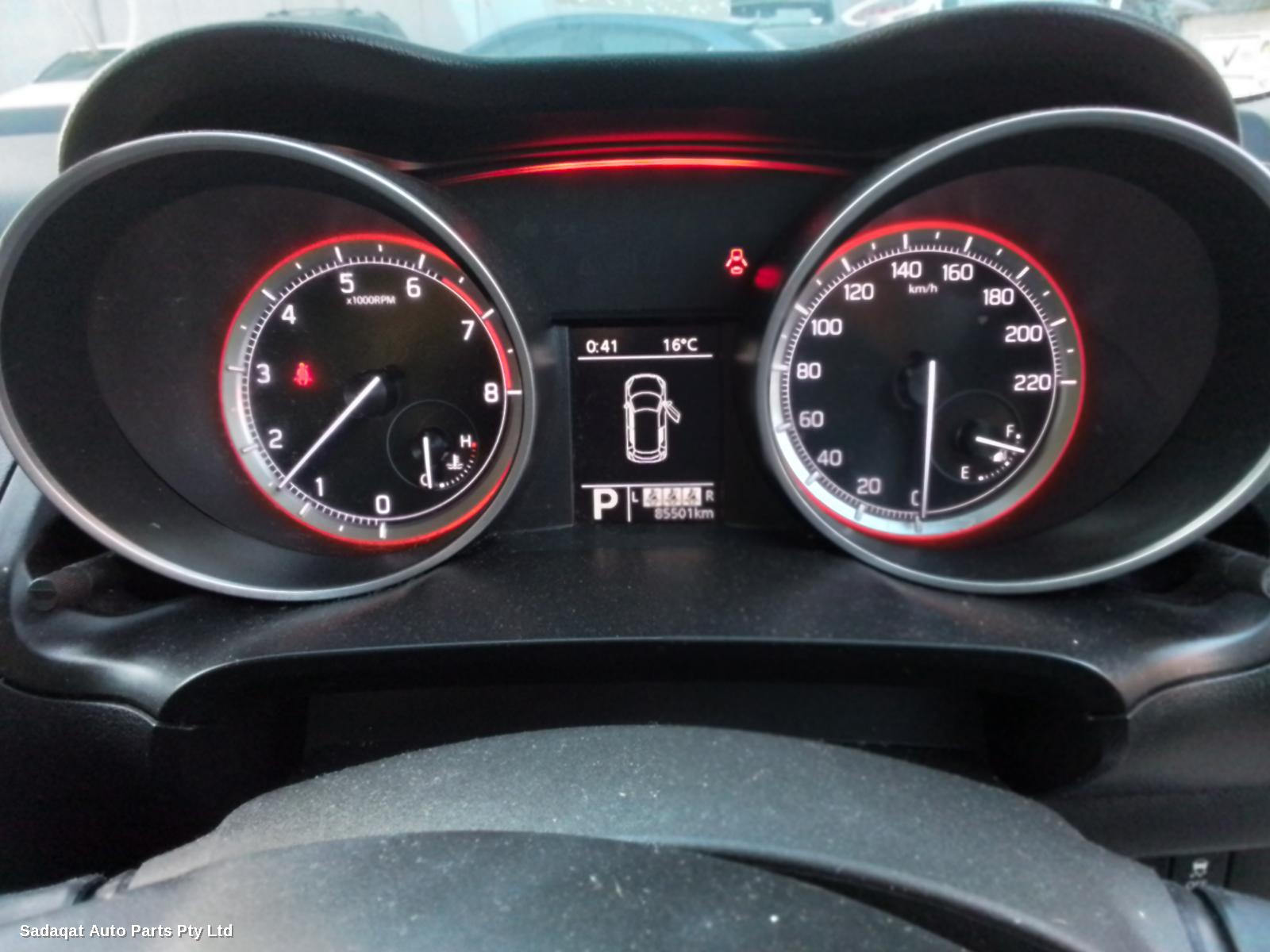 Suzuki Swift Bonnet Lock/support