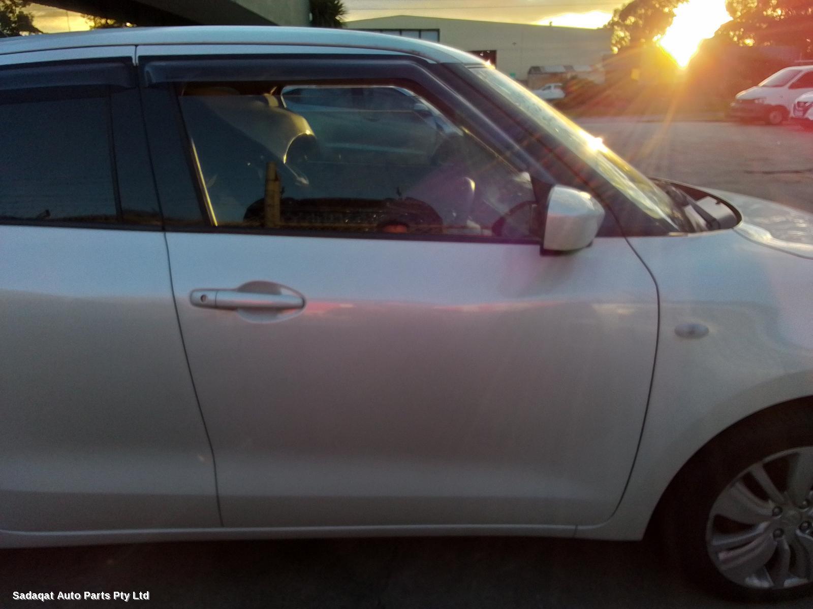 Suzuki Swift Bonnet Lock/support