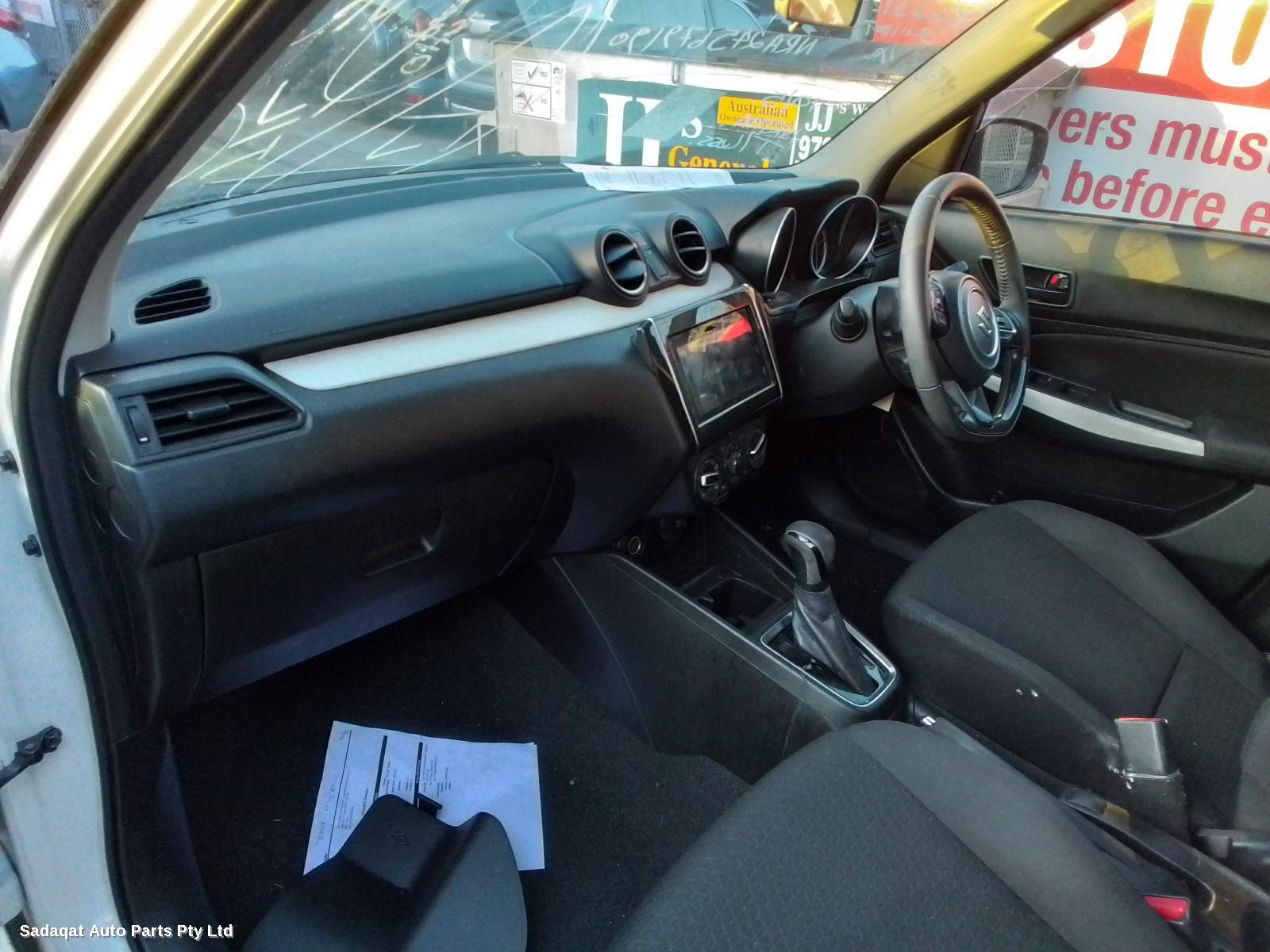 Suzuki Swift Bonnet Lock/support