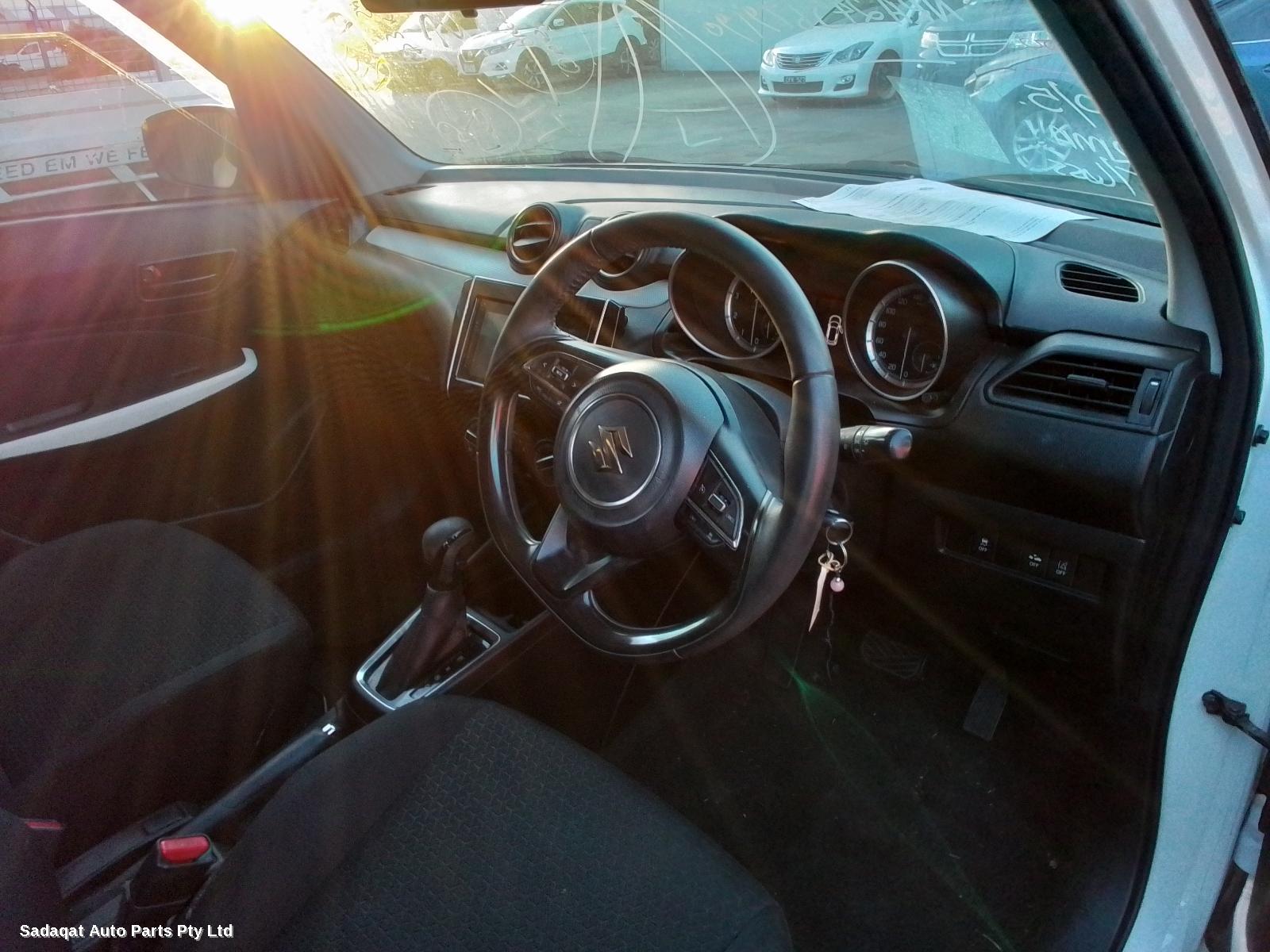 Suzuki Swift Bonnet Lock/support