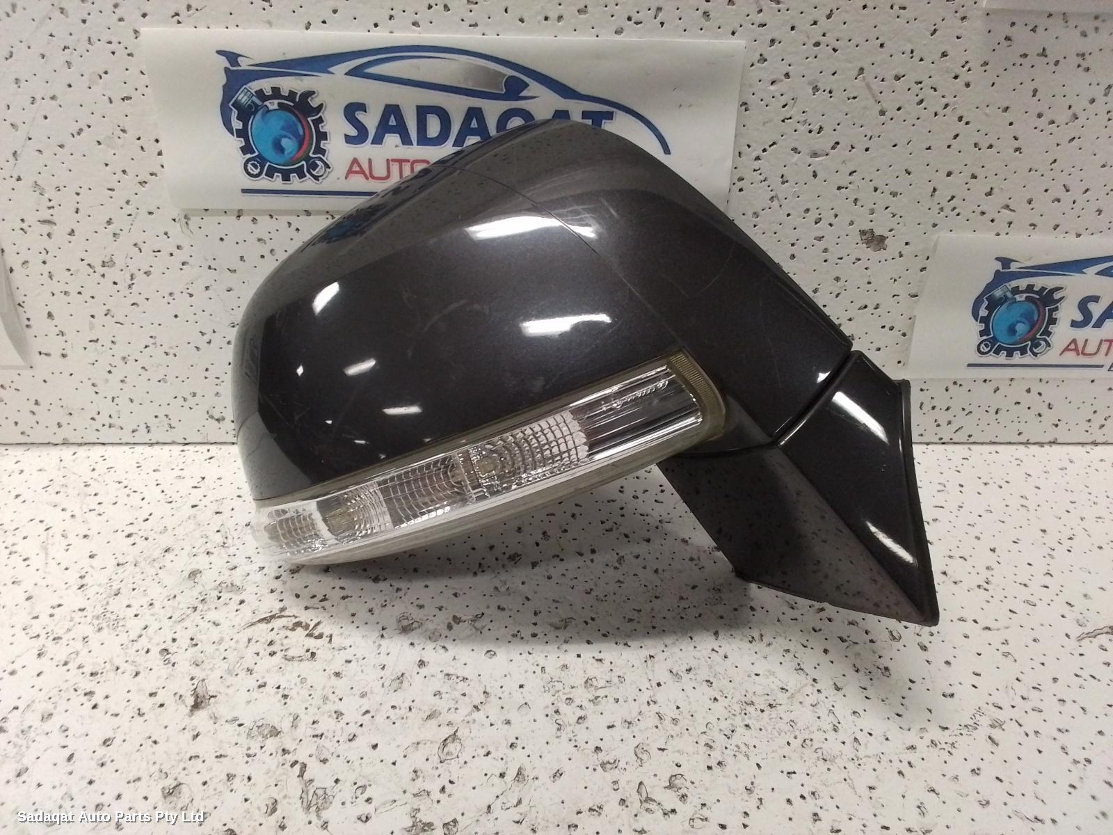 Holden Captiva Right Door Mirror