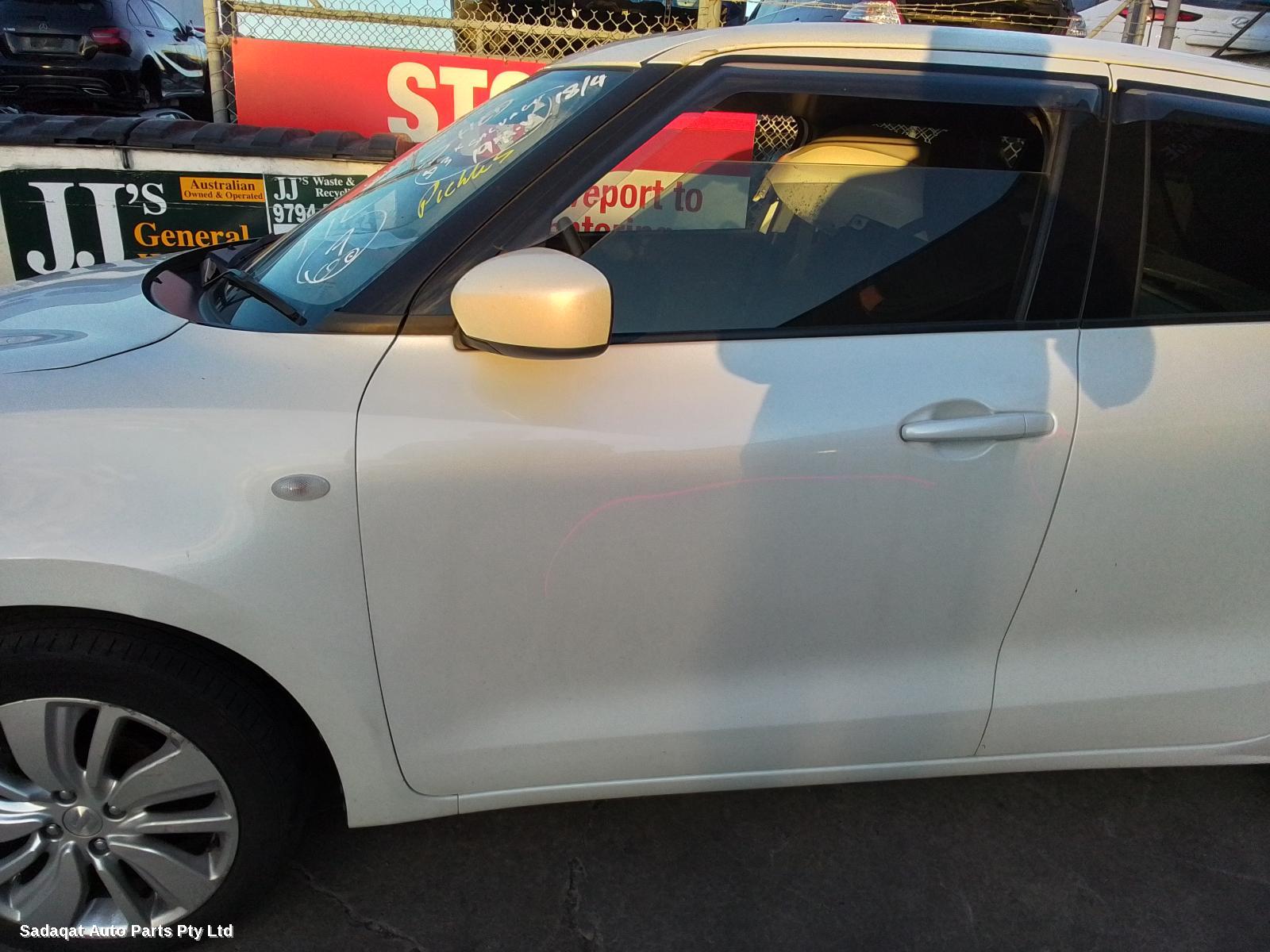 Suzuki Swift Bonnet Lock/support