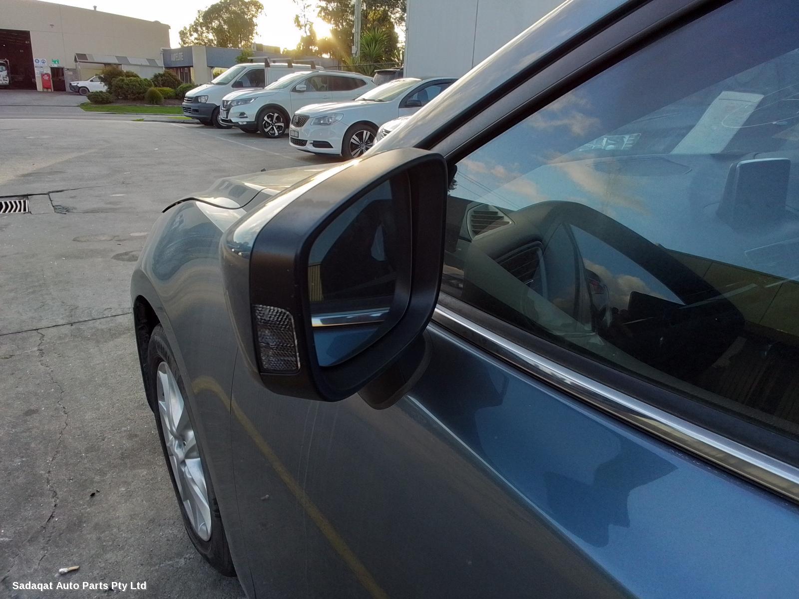 Mazda 3 Right Door Mirror