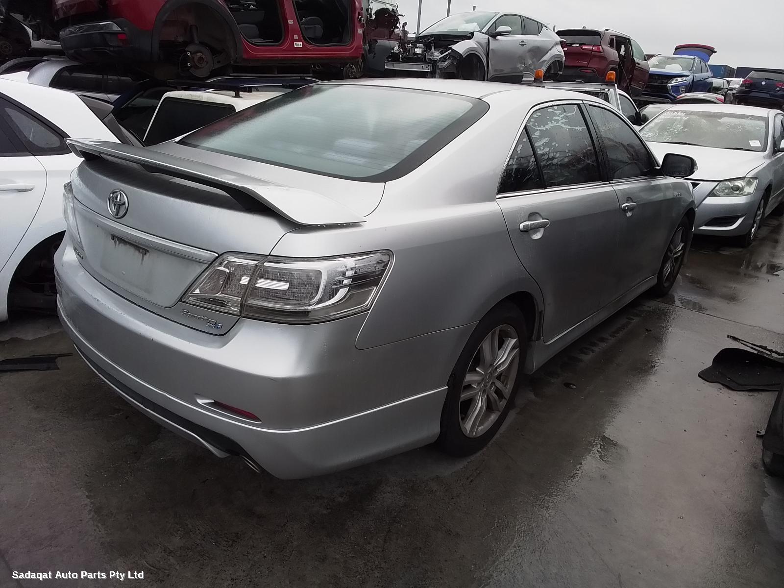 Toyota Aurion Washer Bottle