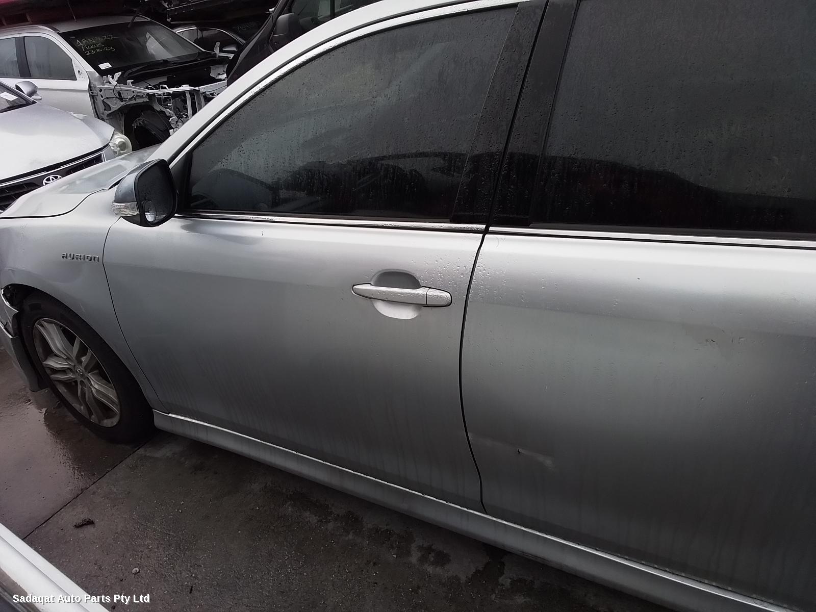 Toyota Aurion Washer Bottle