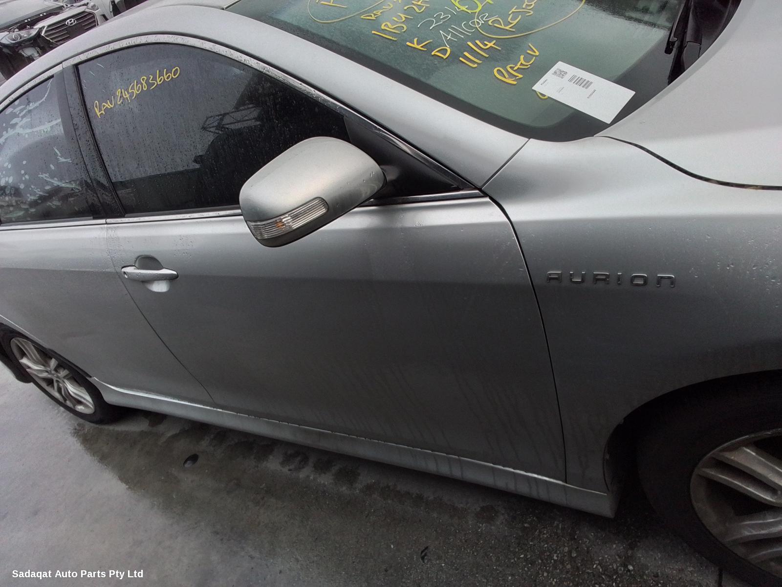 Toyota Aurion Washer Bottle