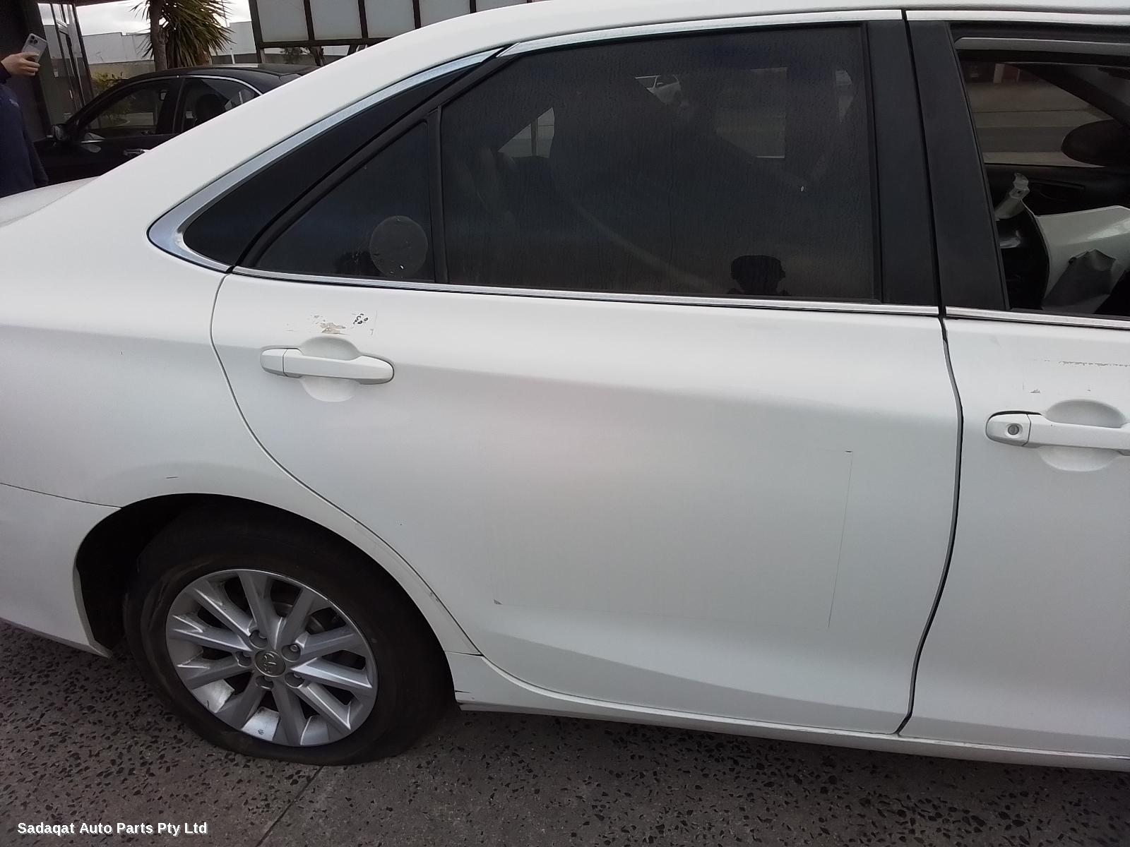 Toyota Camry Left Indicator/fog/side