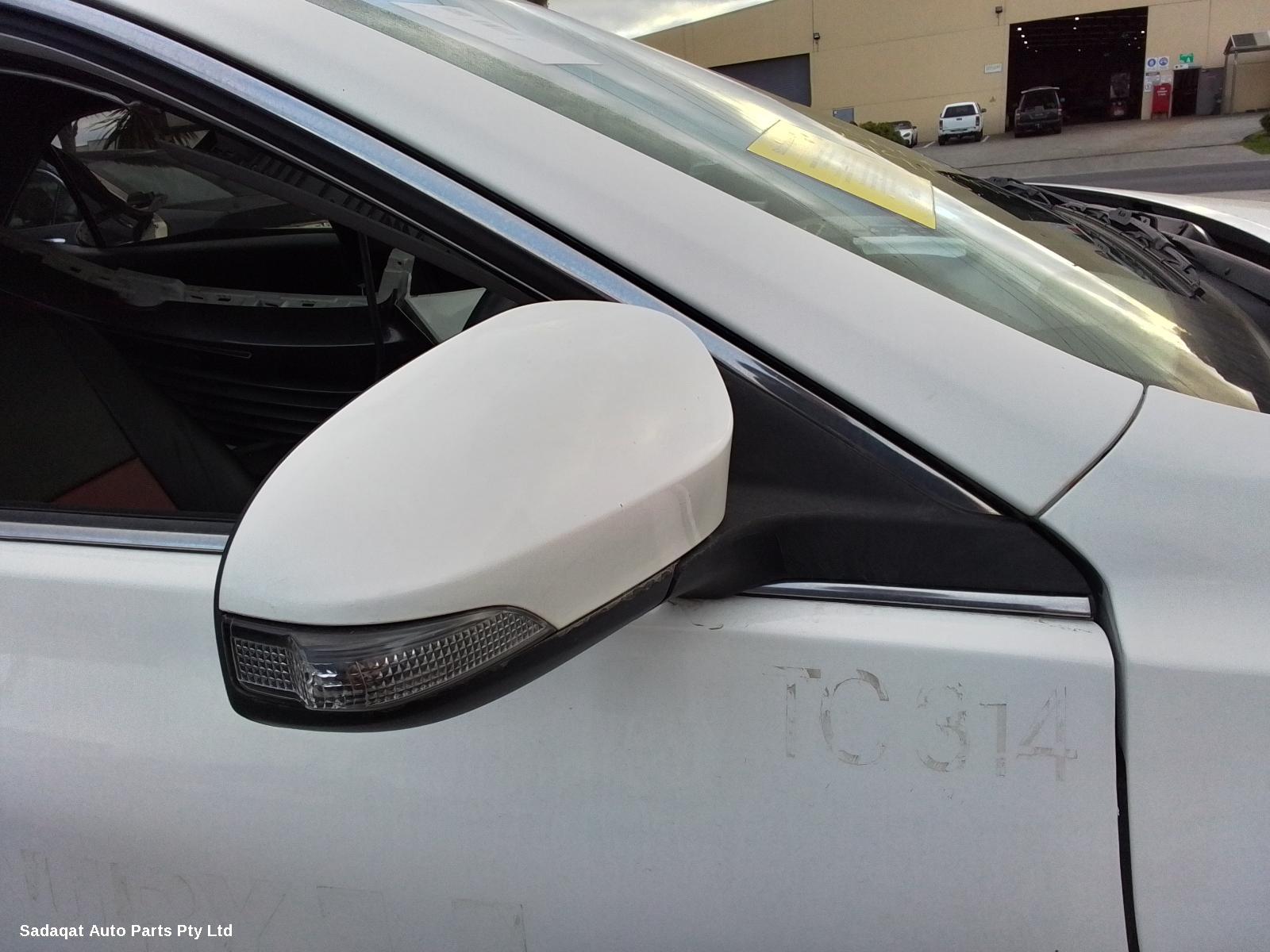 Toyota Camry Left Indicator/fog/side