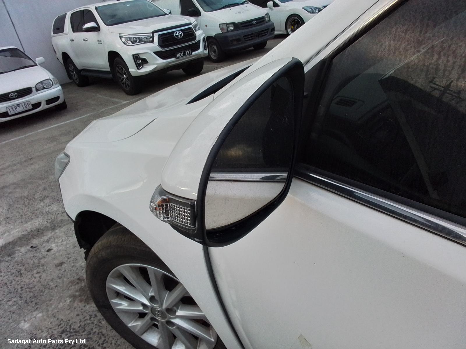 Toyota Camry Left Indicator/fog/side