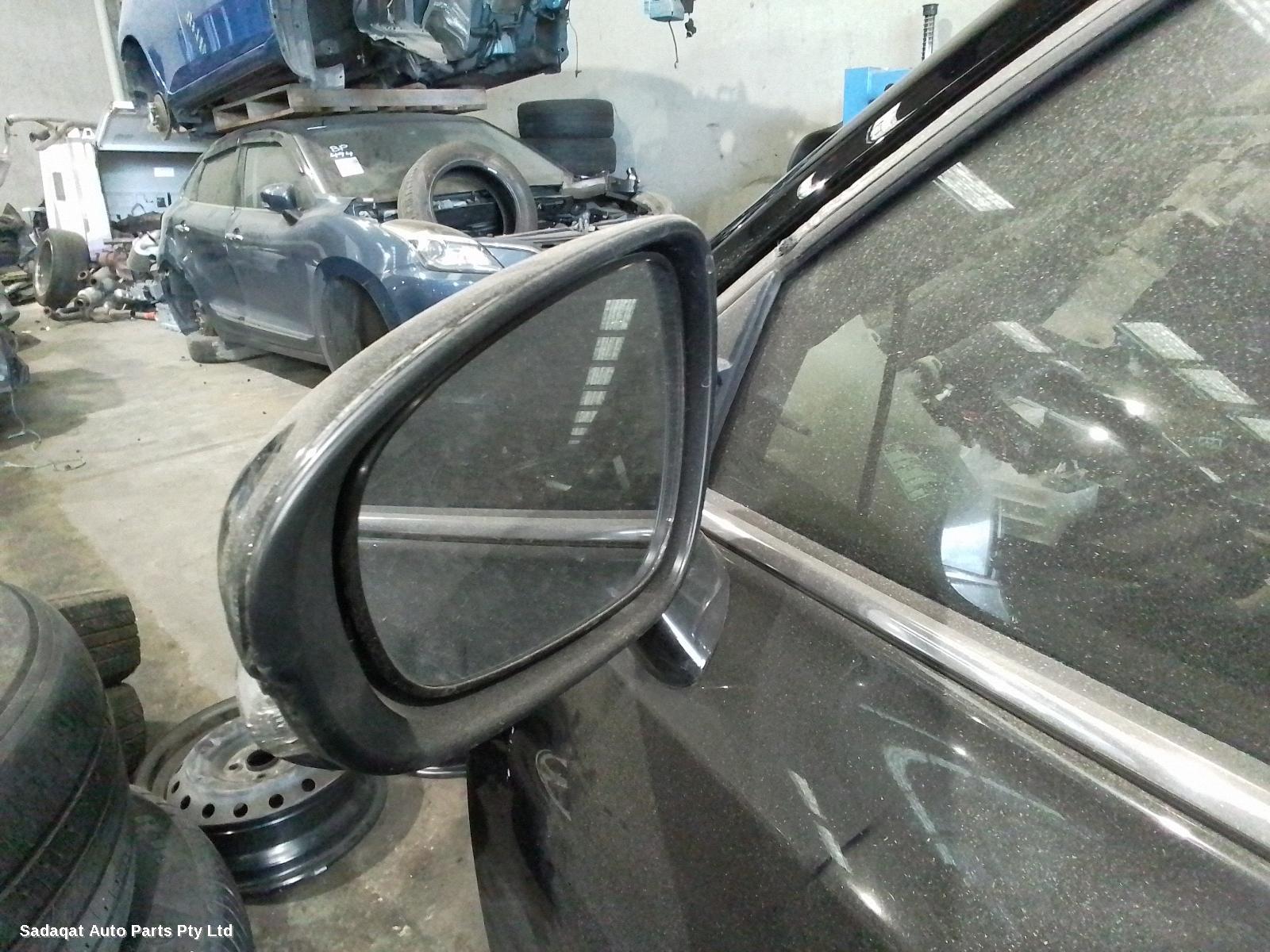 Lexus Ct200h Washer Bottle