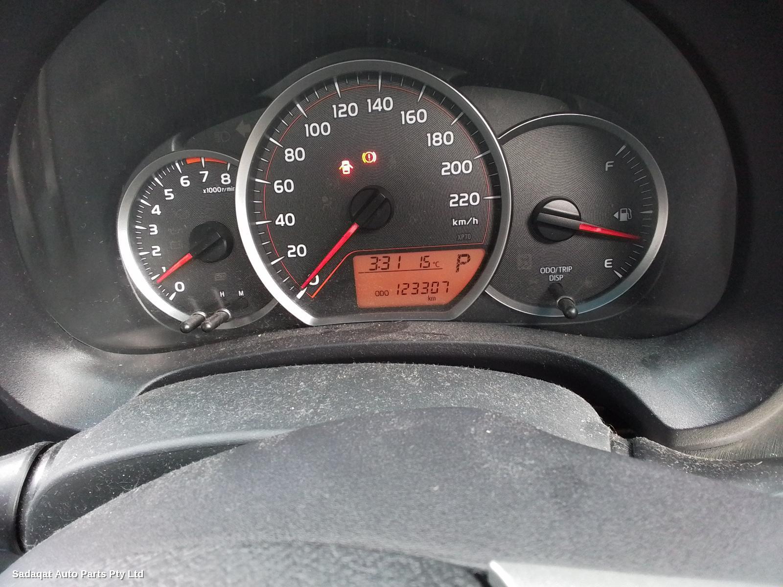 Toyota Yaris Right Door Mirror