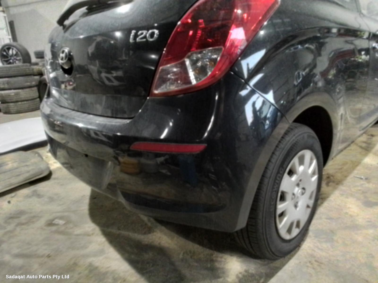 Hyundai I20 Bonnet Hinge/strut