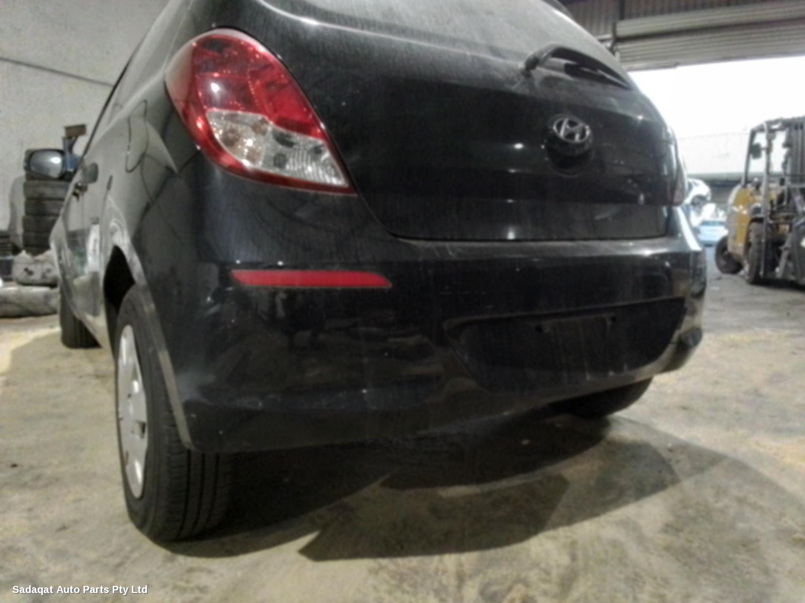 Hyundai I20 Bonnet Hinge/strut