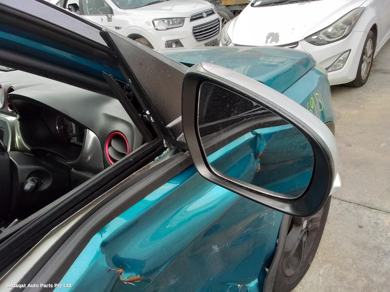 Suzuki Vitara Washer Bottle