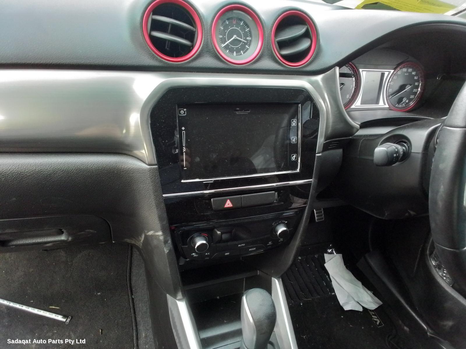 Suzuki Vitara Washer Bottle