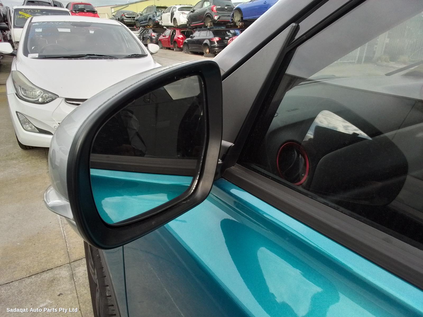 Suzuki Vitara Washer Bottle