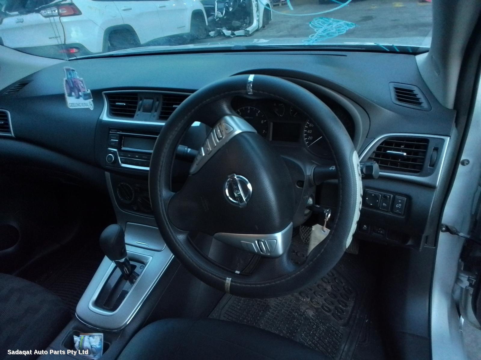 Nissan Pulsar Radiator Support