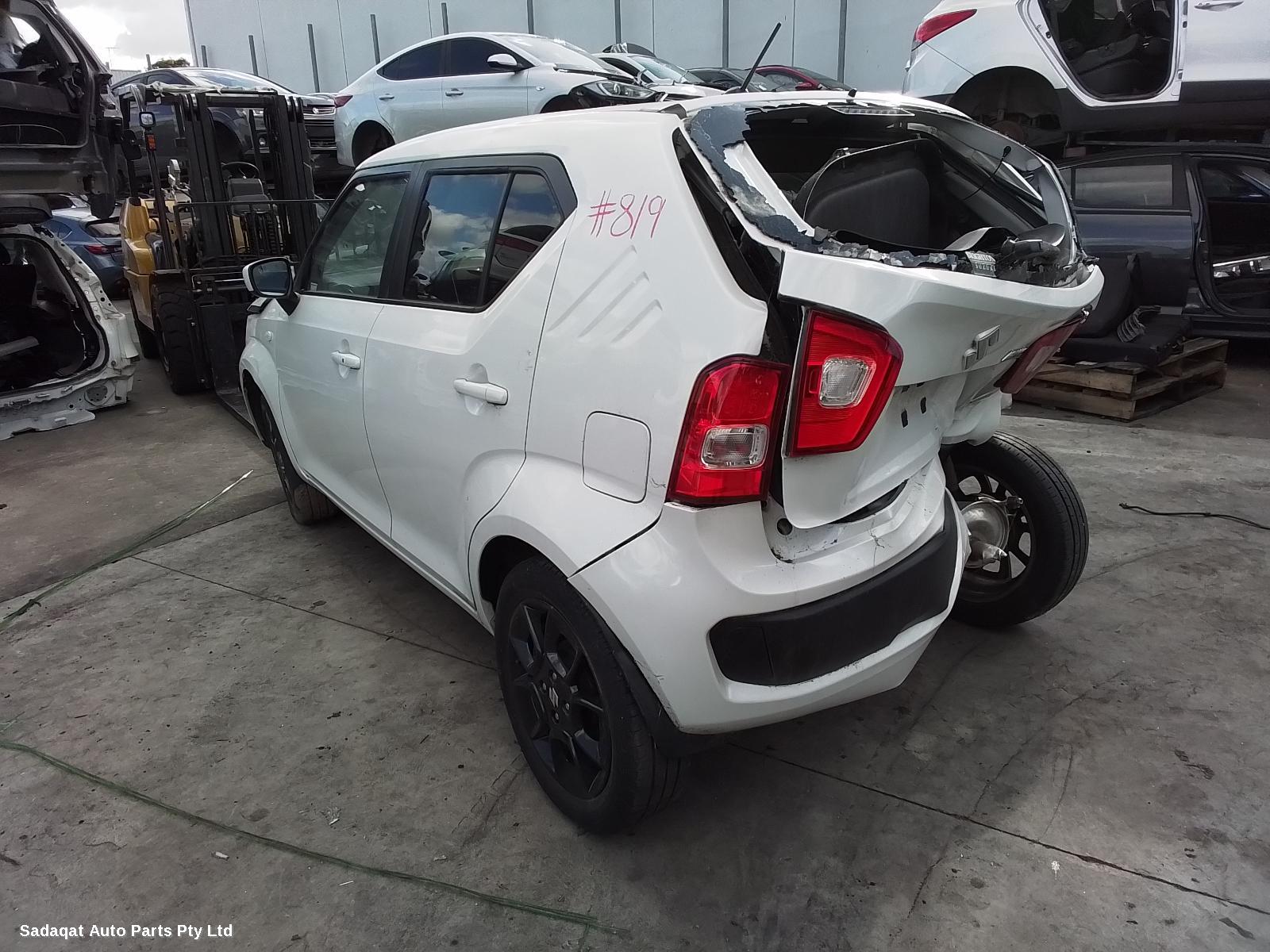 Suzuki Ignis Right Door Mirror