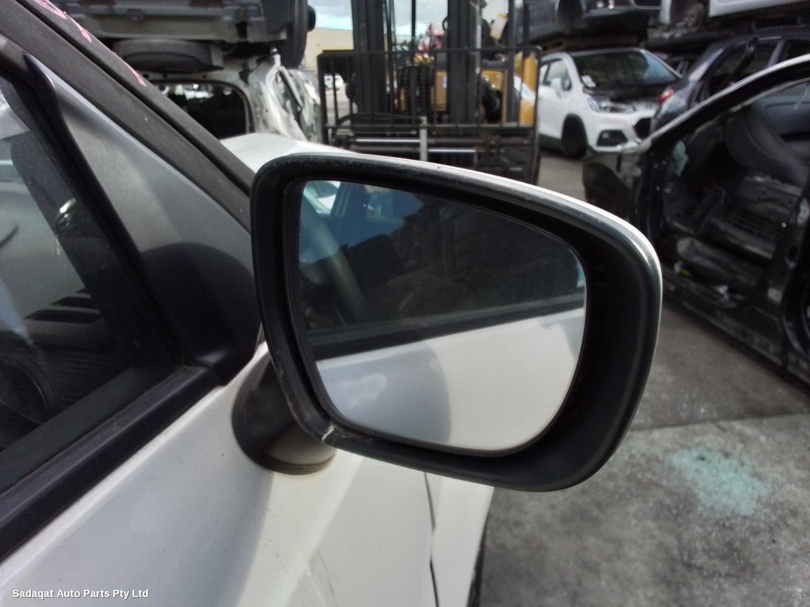 Suzuki Ignis Right Door Mirror