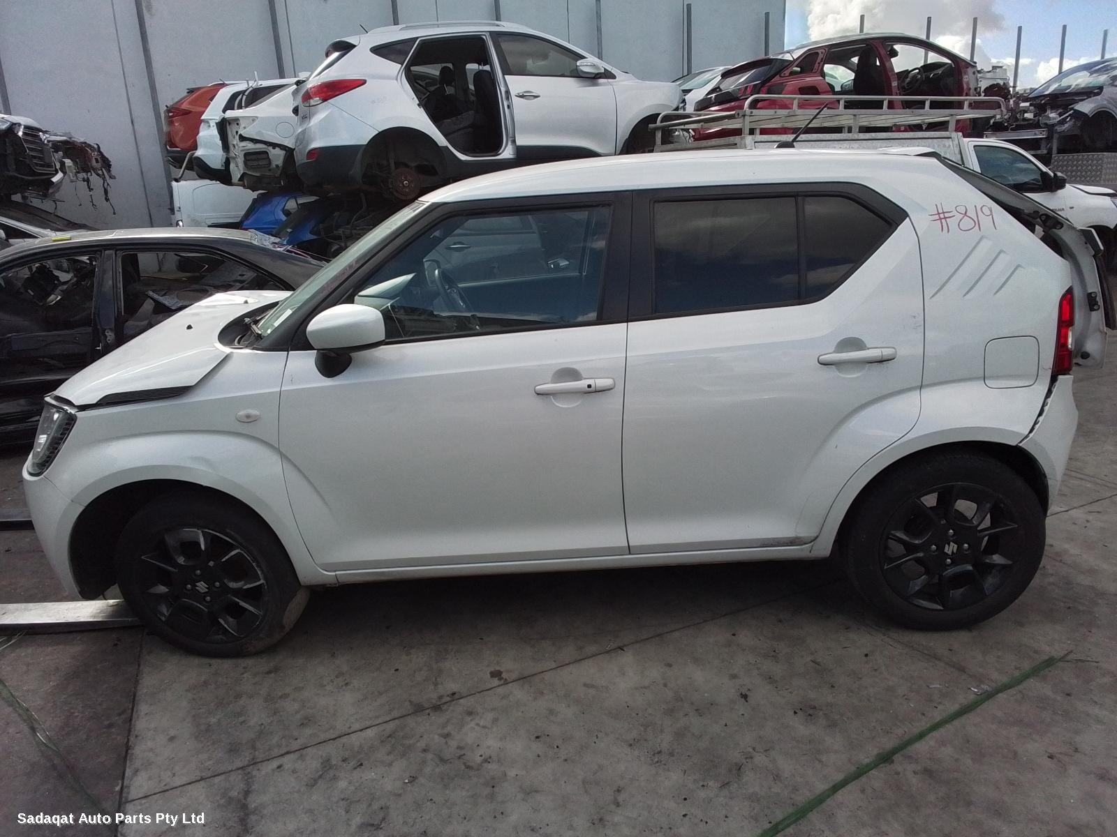 Suzuki Ignis Right Door Mirror