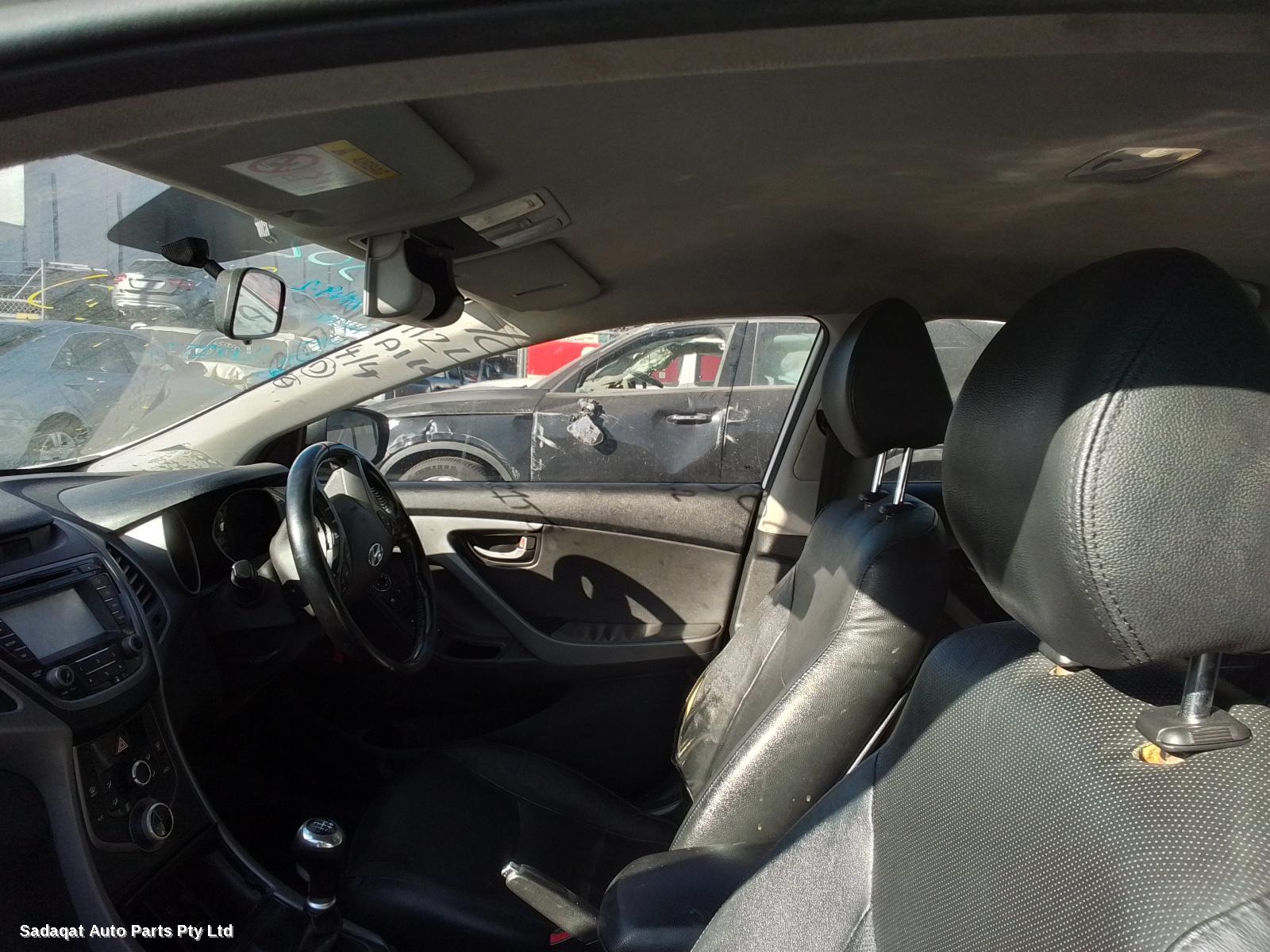 Hyundai Elantra Left Door Mirror