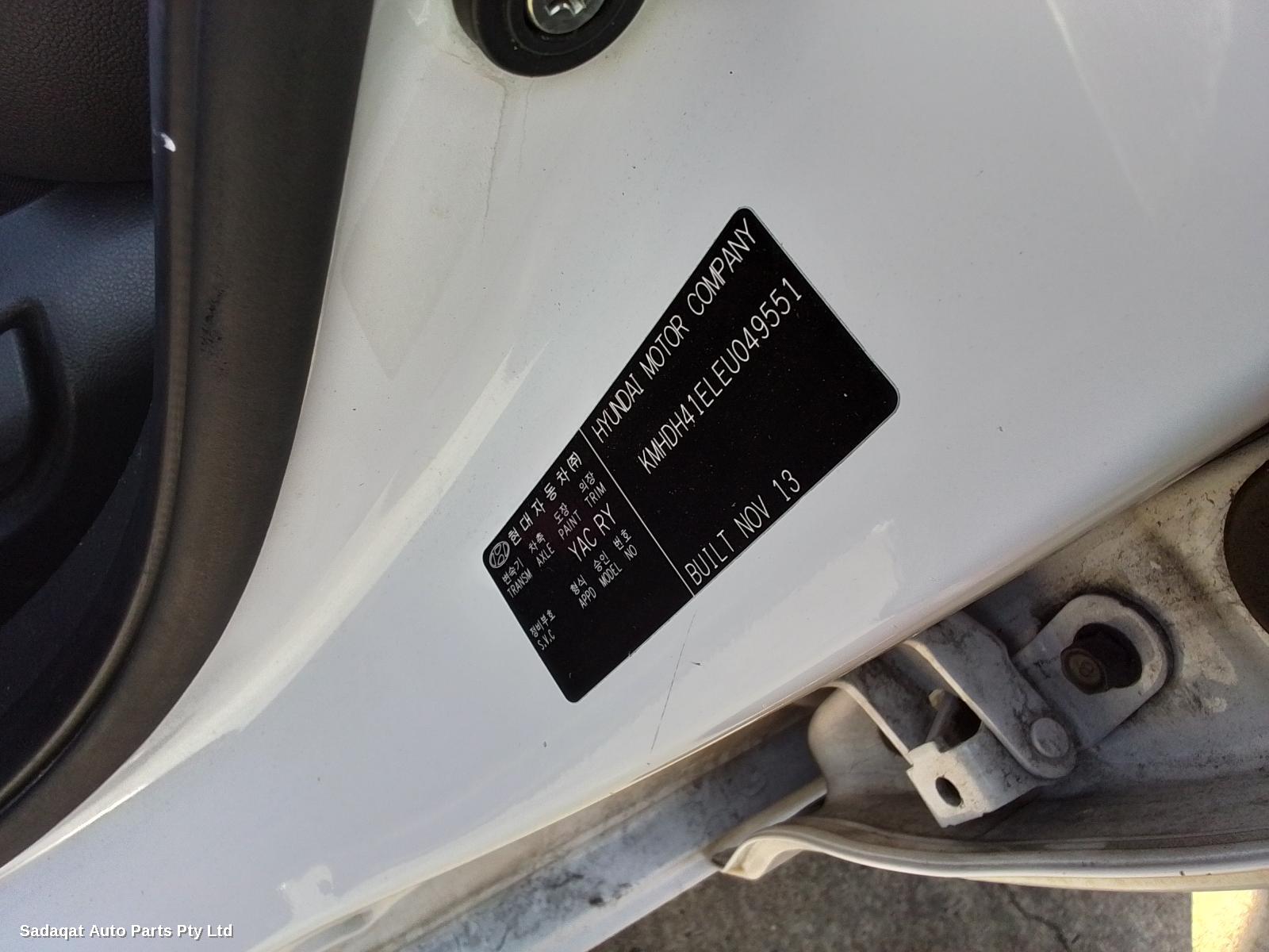 Hyundai Elantra Left Door Mirror