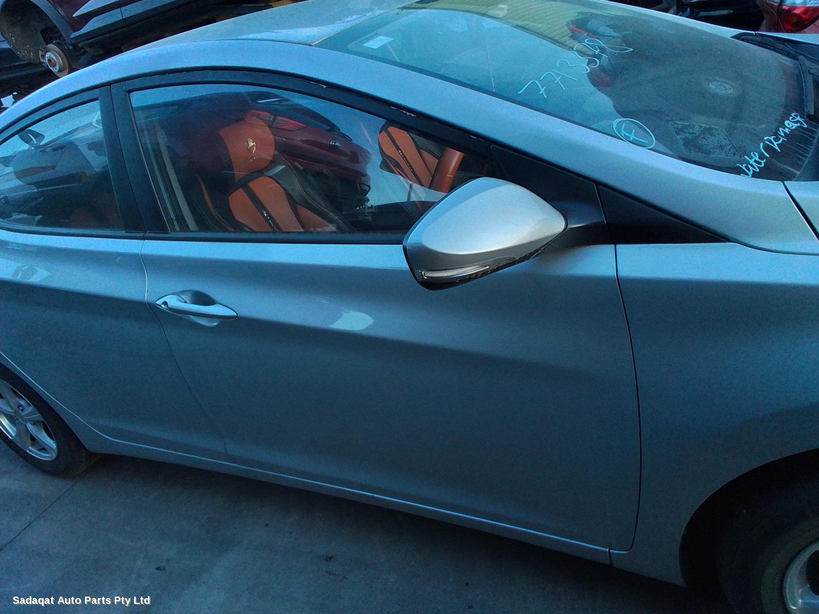 Hyundai Elantra Left Taillight