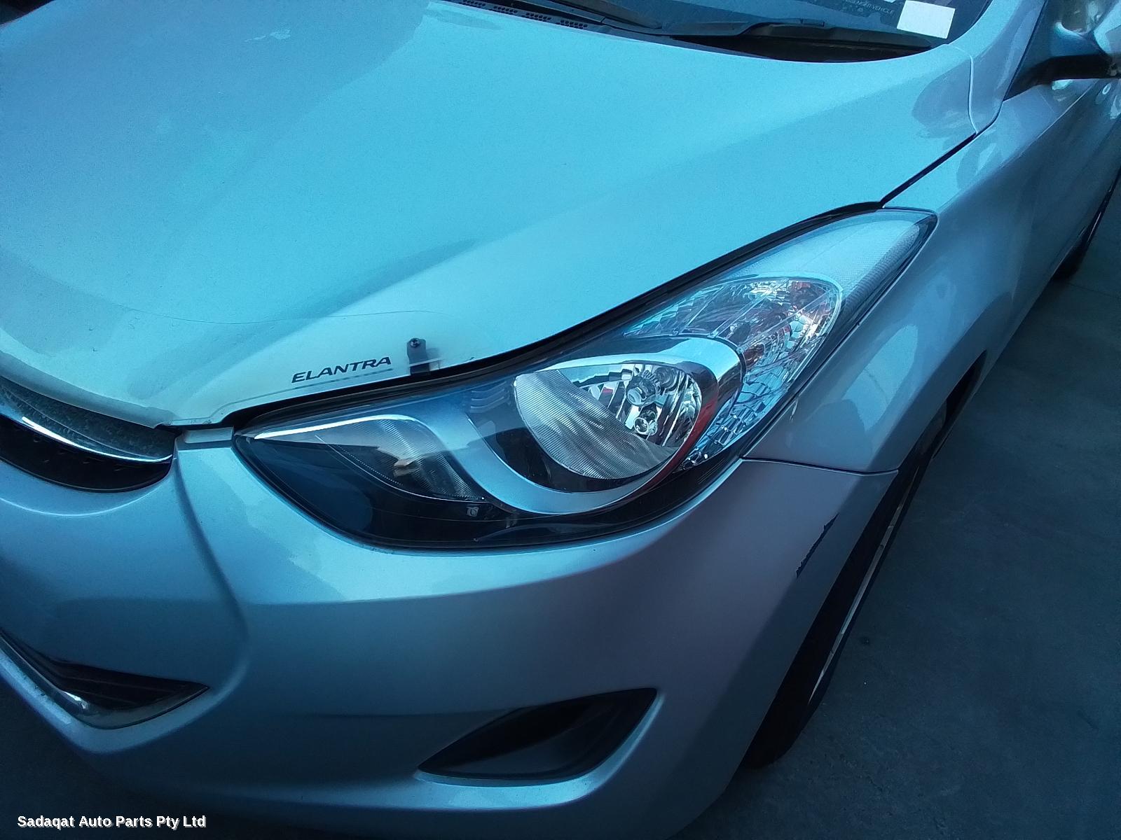 Hyundai Elantra Left Taillight