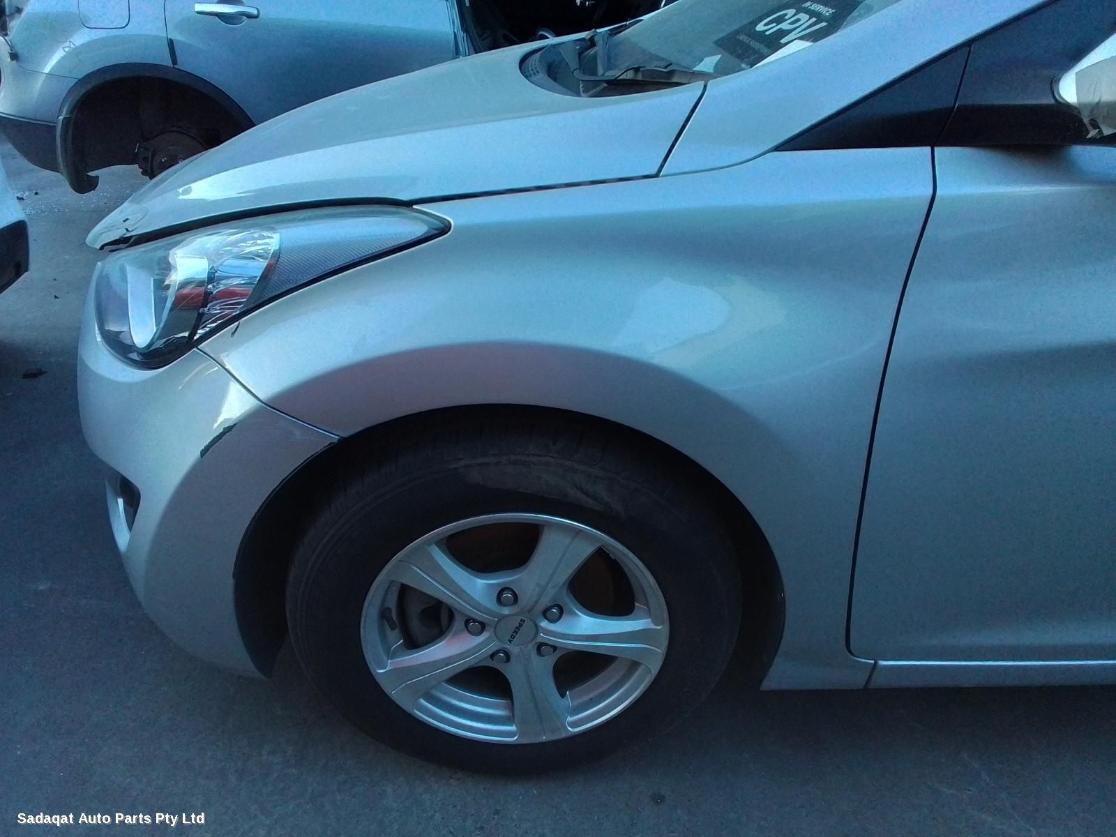 Hyundai Elantra Left Taillight