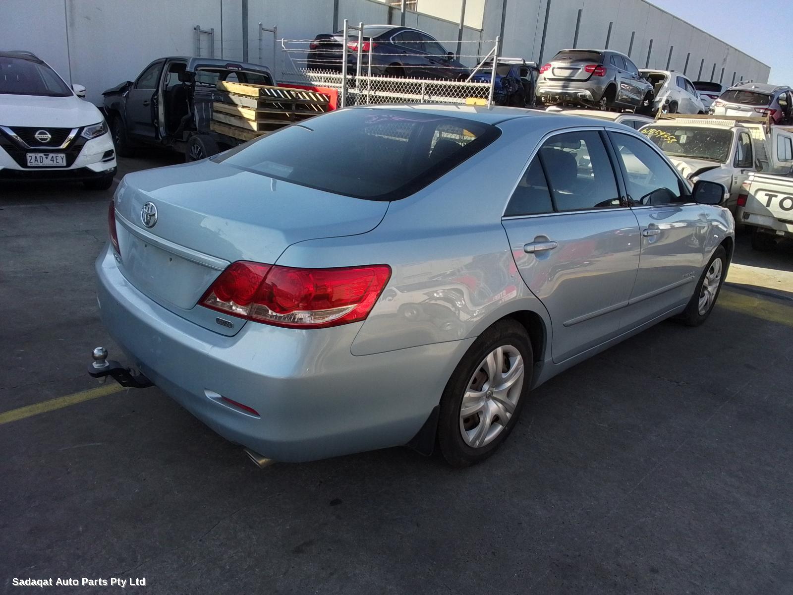 Toyota Aurion Left Taillight