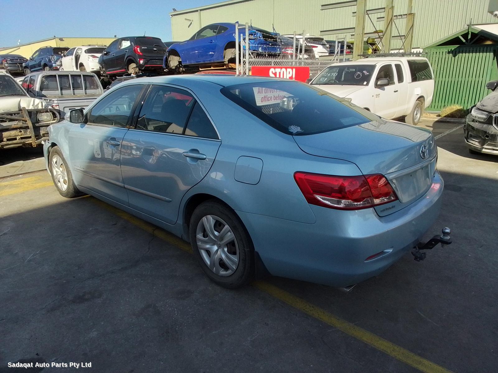 Toyota Aurion Left Taillight