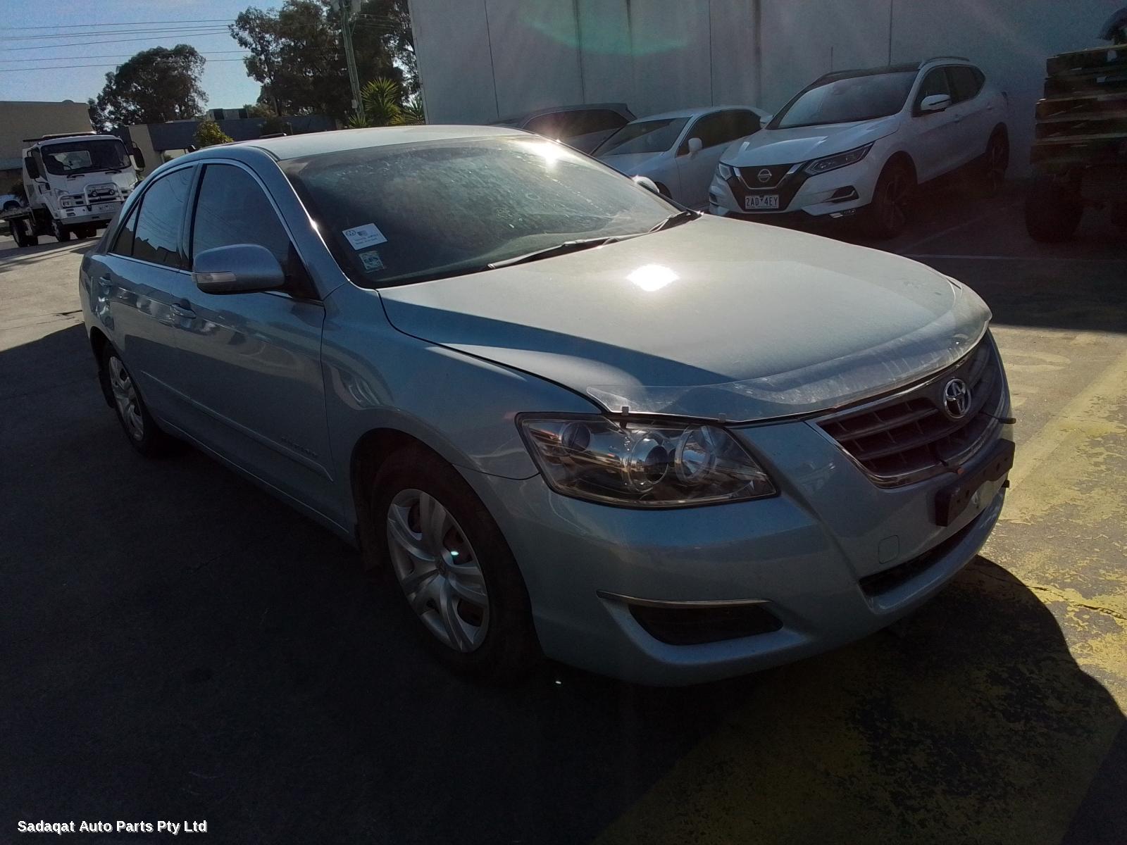 Toyota Aurion Left Taillight