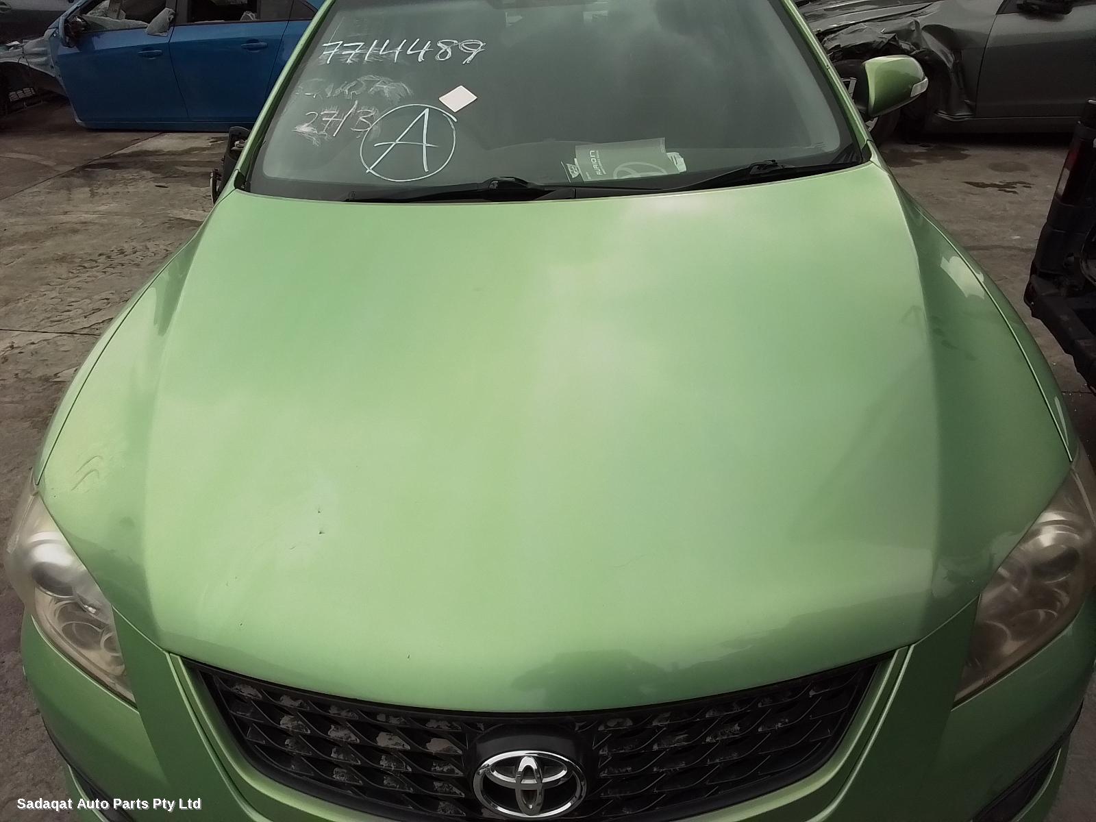 Toyota Aurion Left Guard